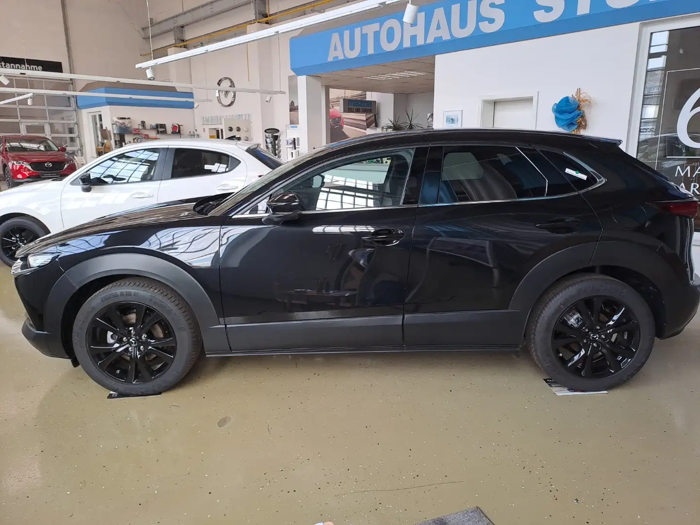 Mazda CX-30 e-SKYACTIVE G 150 HOMURA Schwarz - 2