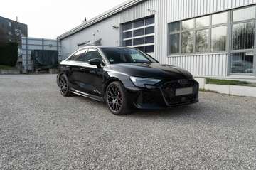 2.5 294 kW TFSI quattro Carbon