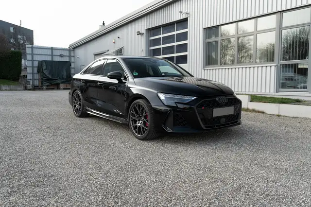 Audi RS 2.5 294 kW TFSI quattro Carbon