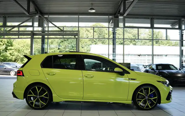 Volkswagen Golf view 6