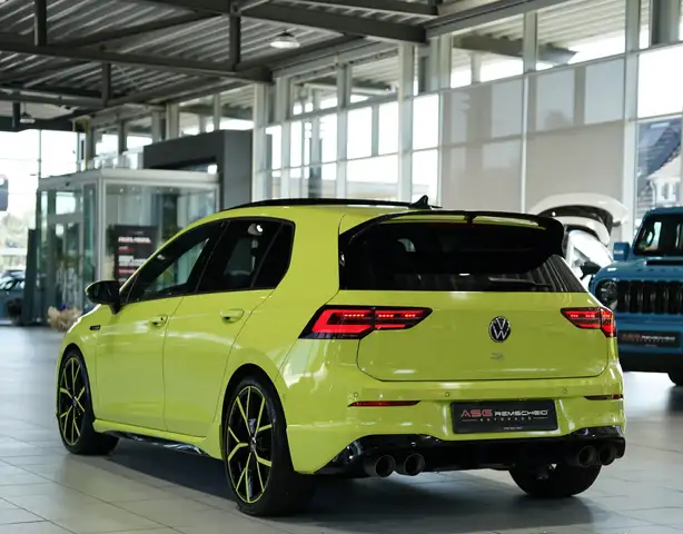 Volkswagen Golf view 10