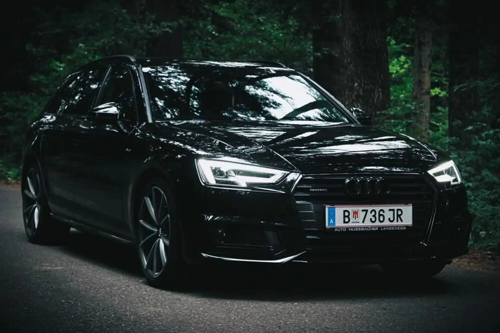 Audi A4 Avant TDI S-Tronic Sport Quattro Schwarz - 1
