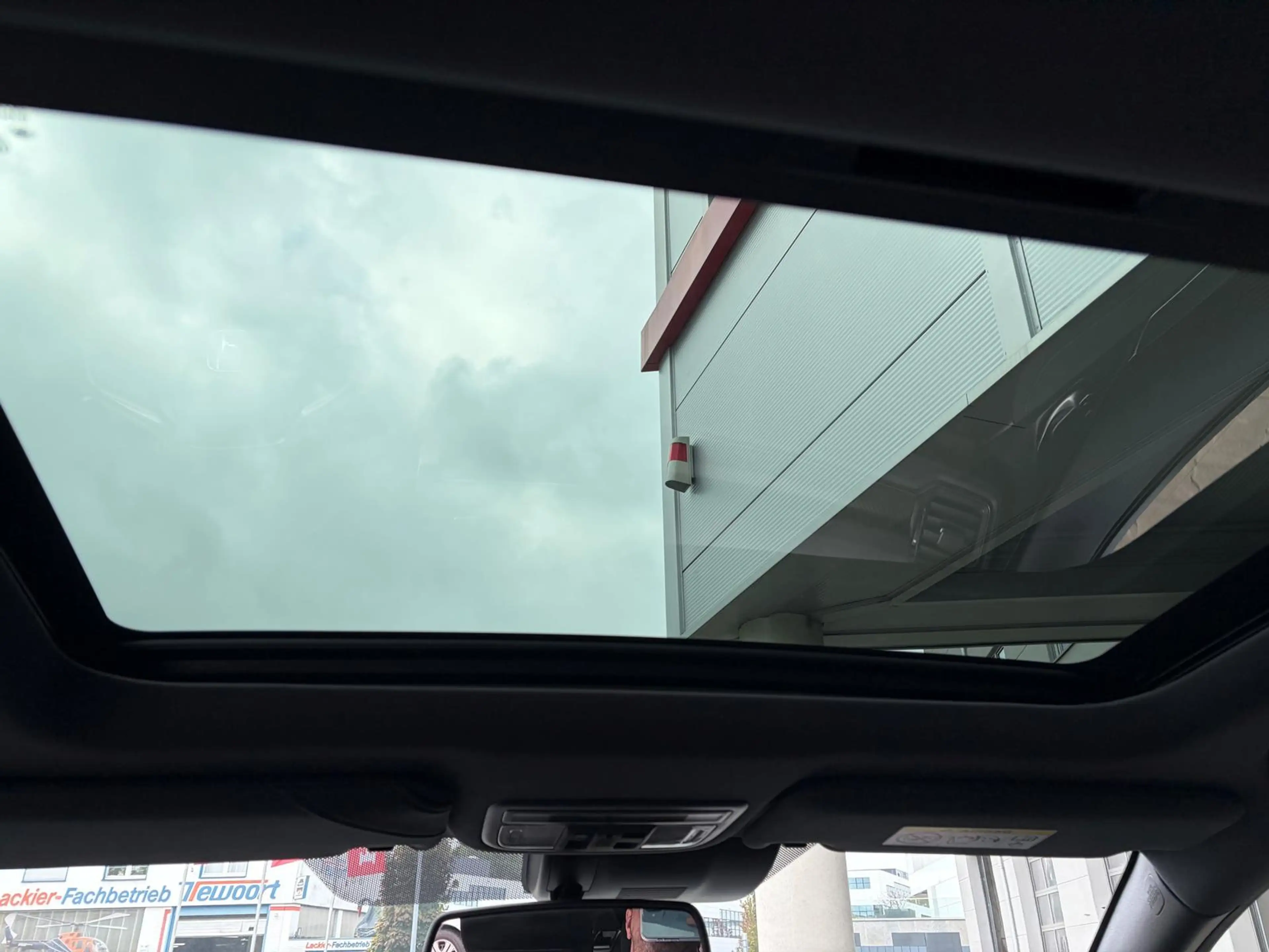 Honda Civic 1.5 SPORT PLUS Pano Navi Kamera ACC Totw. — photo 12