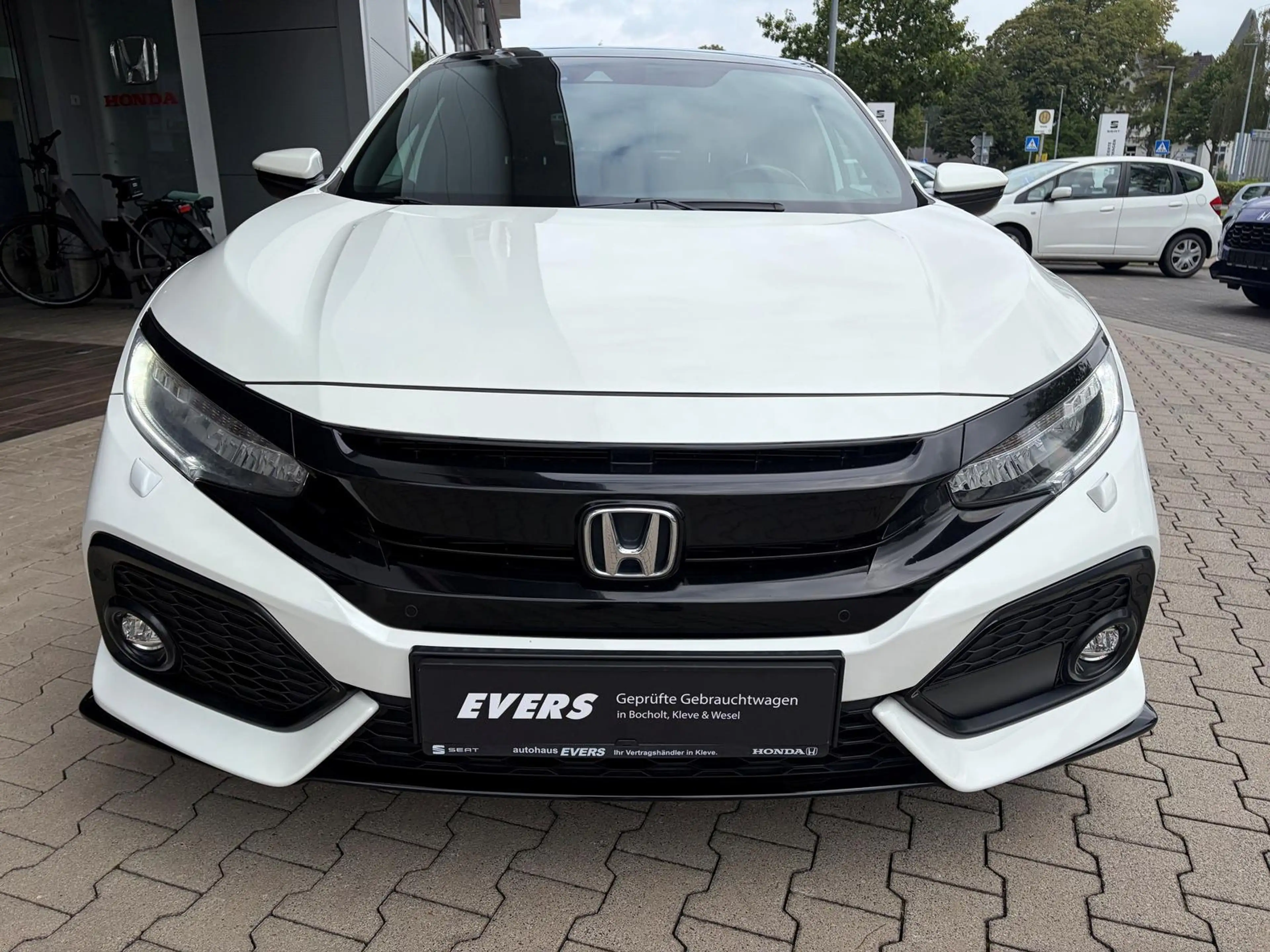 Honda Civic 1.5 SPORT PLUS Pano Navi Kamera ACC Totw. — photo 2