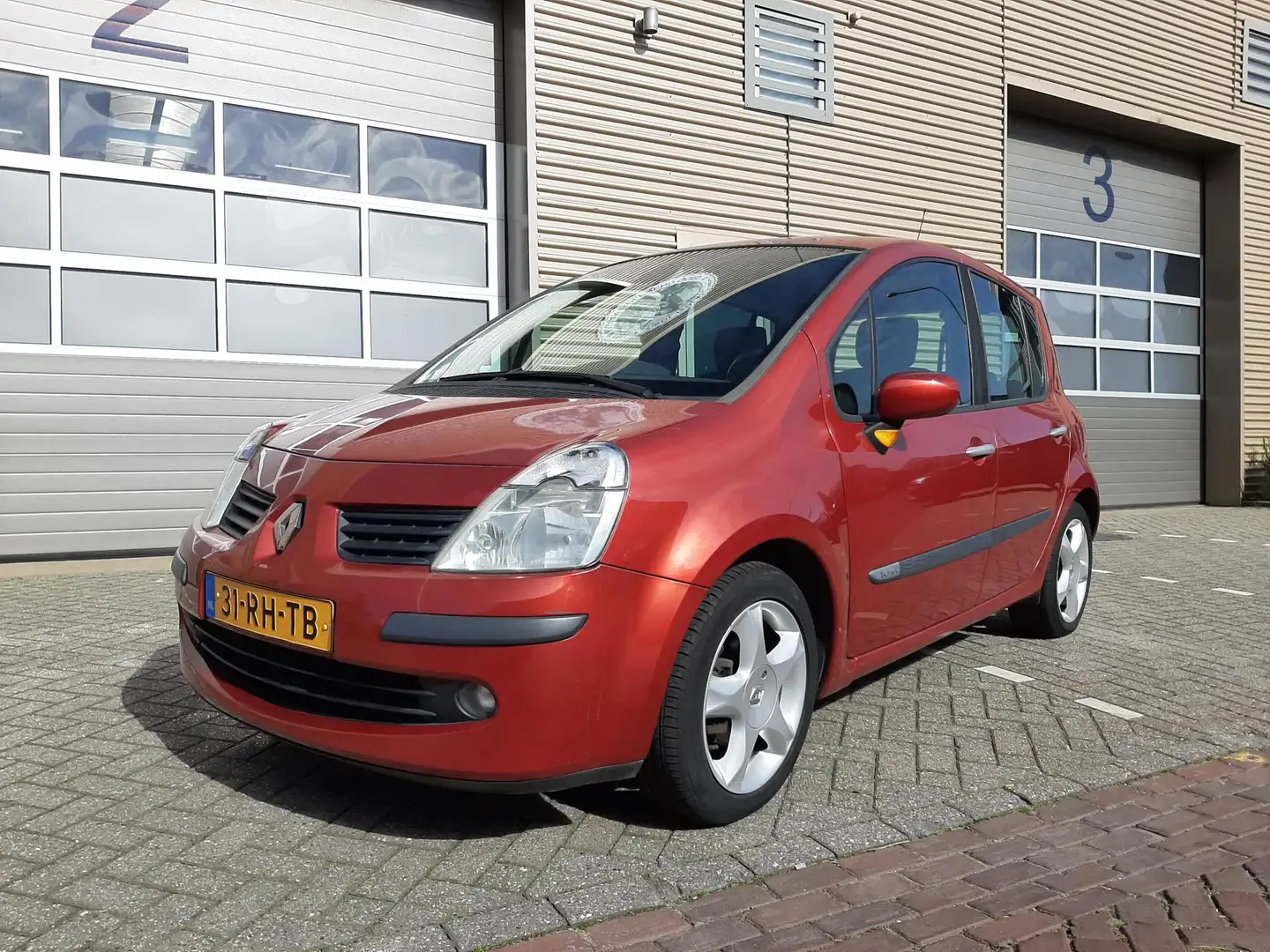 Renault Modus 1.6-16V Privilège Luxe Rood - 1