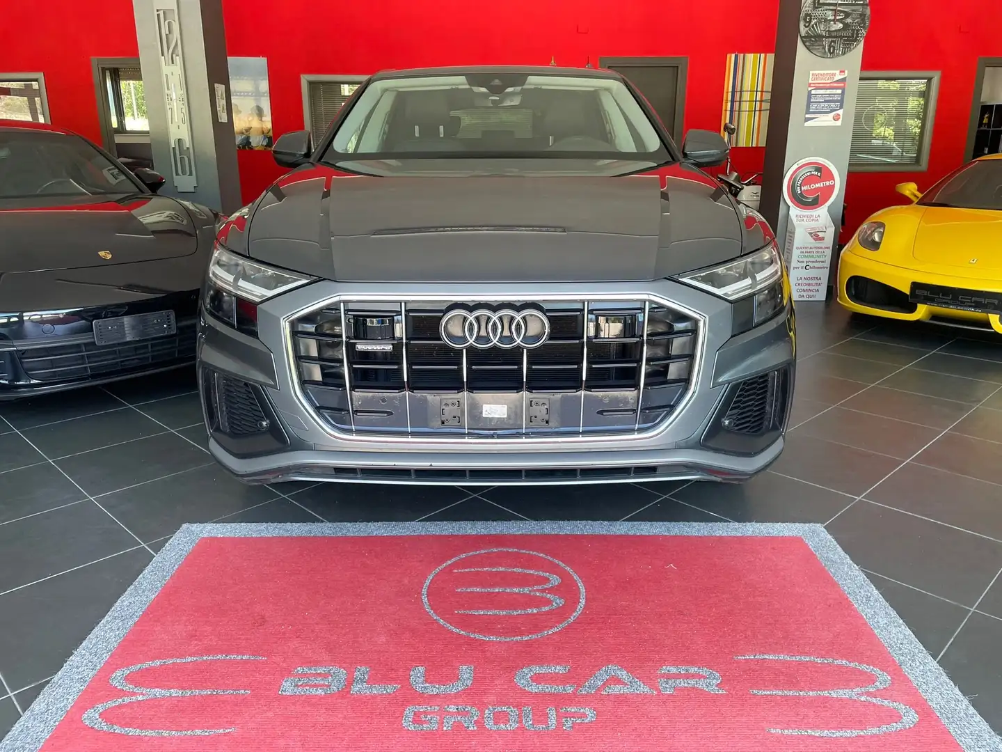 Audi Q8 50TDI 3.0tdi MHEV SPORT QUATTRO TIPTRONIC Grigio - 2