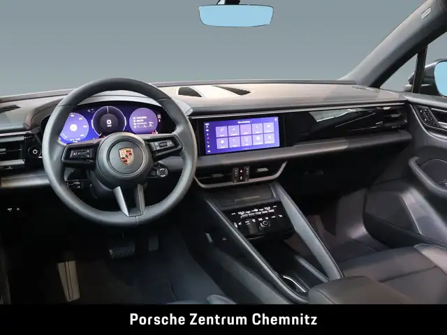 Porsche Macan view 7