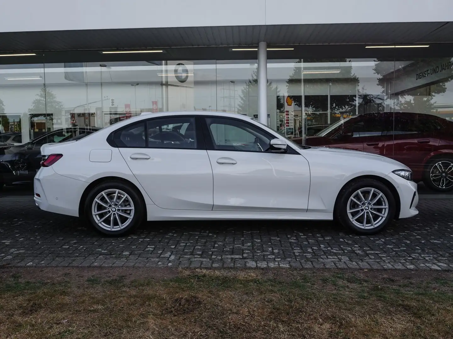 BMW 320 i LCI RFK PA CarPlay DAB Sthzg Bianco - 2