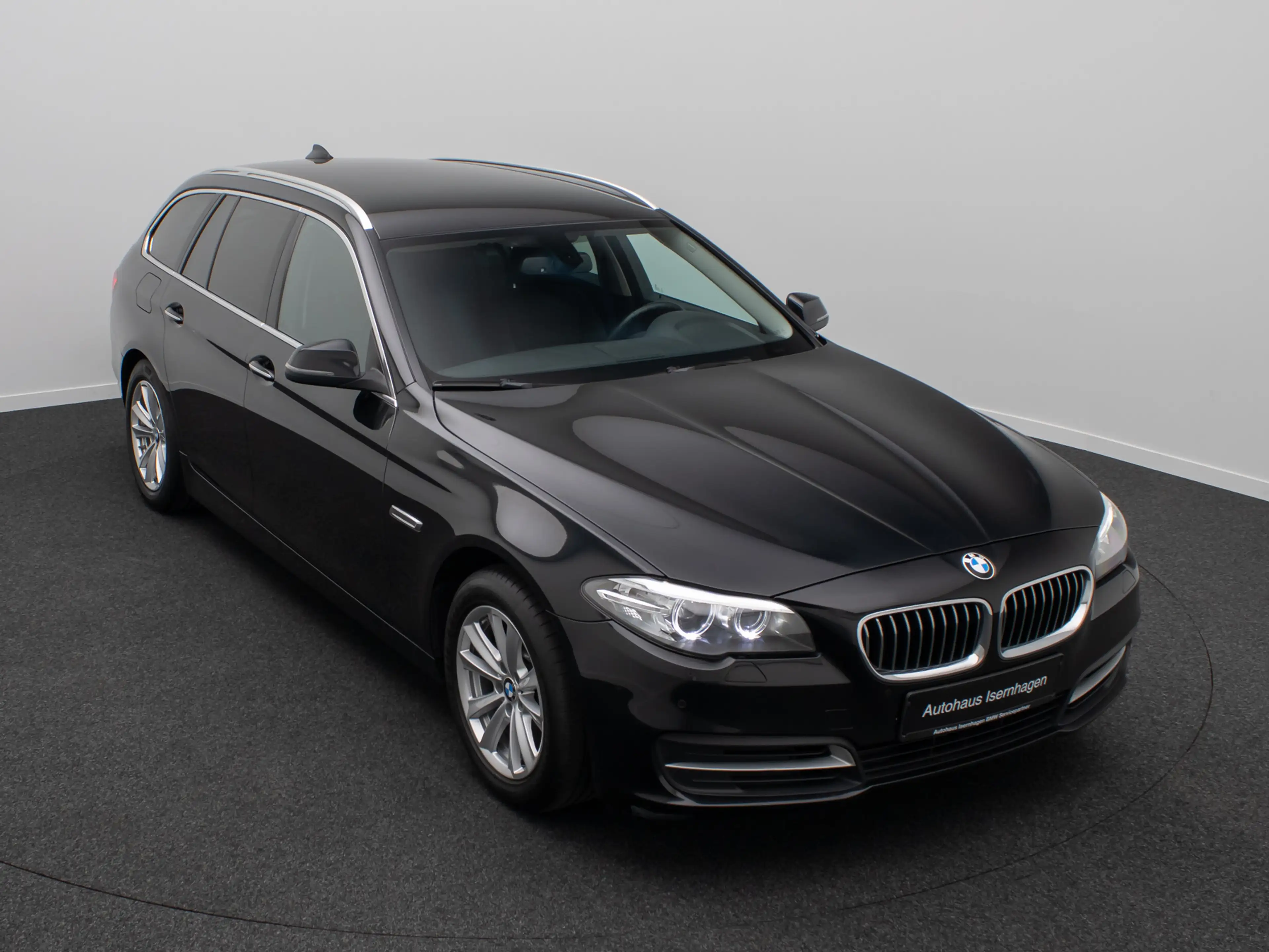BMW 520 GeschwindigReg PDC HiFi NaviBusiness Lordos — photo 3