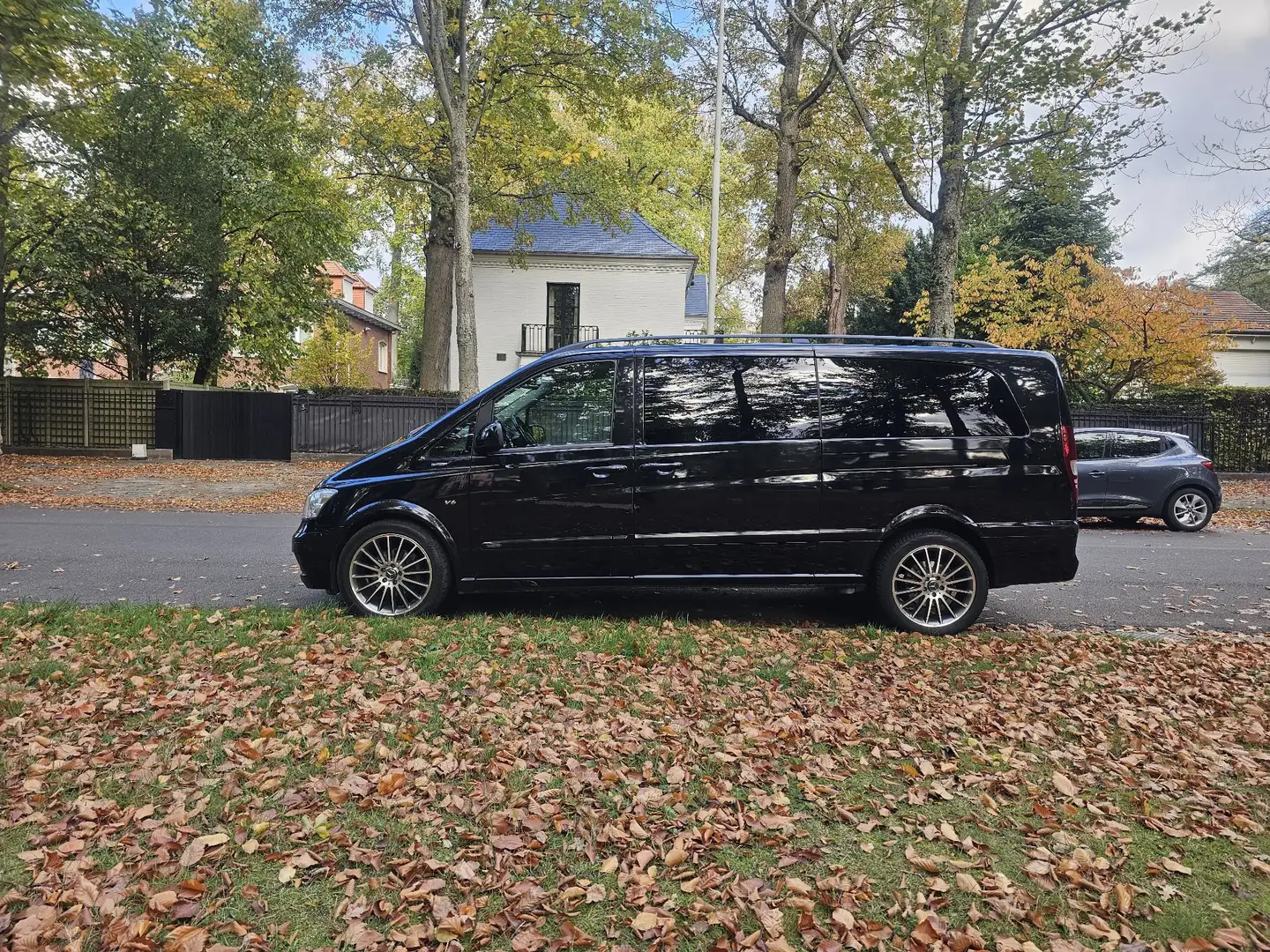 Mercedes-Benz Viano 3.0 CDI DPF extralang Automatik Ambiente - 2