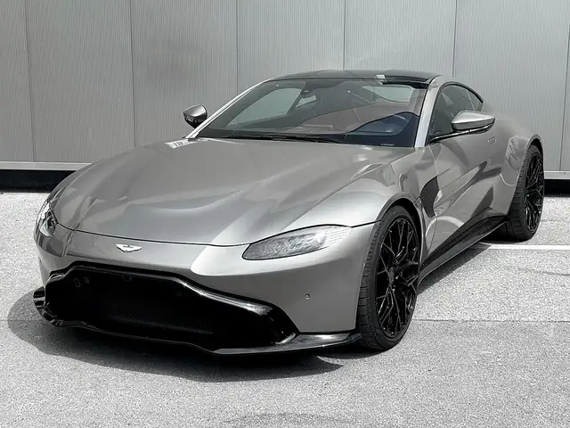 Aston Martin Vantage V8 Coupé Sportshift Ansicht 1