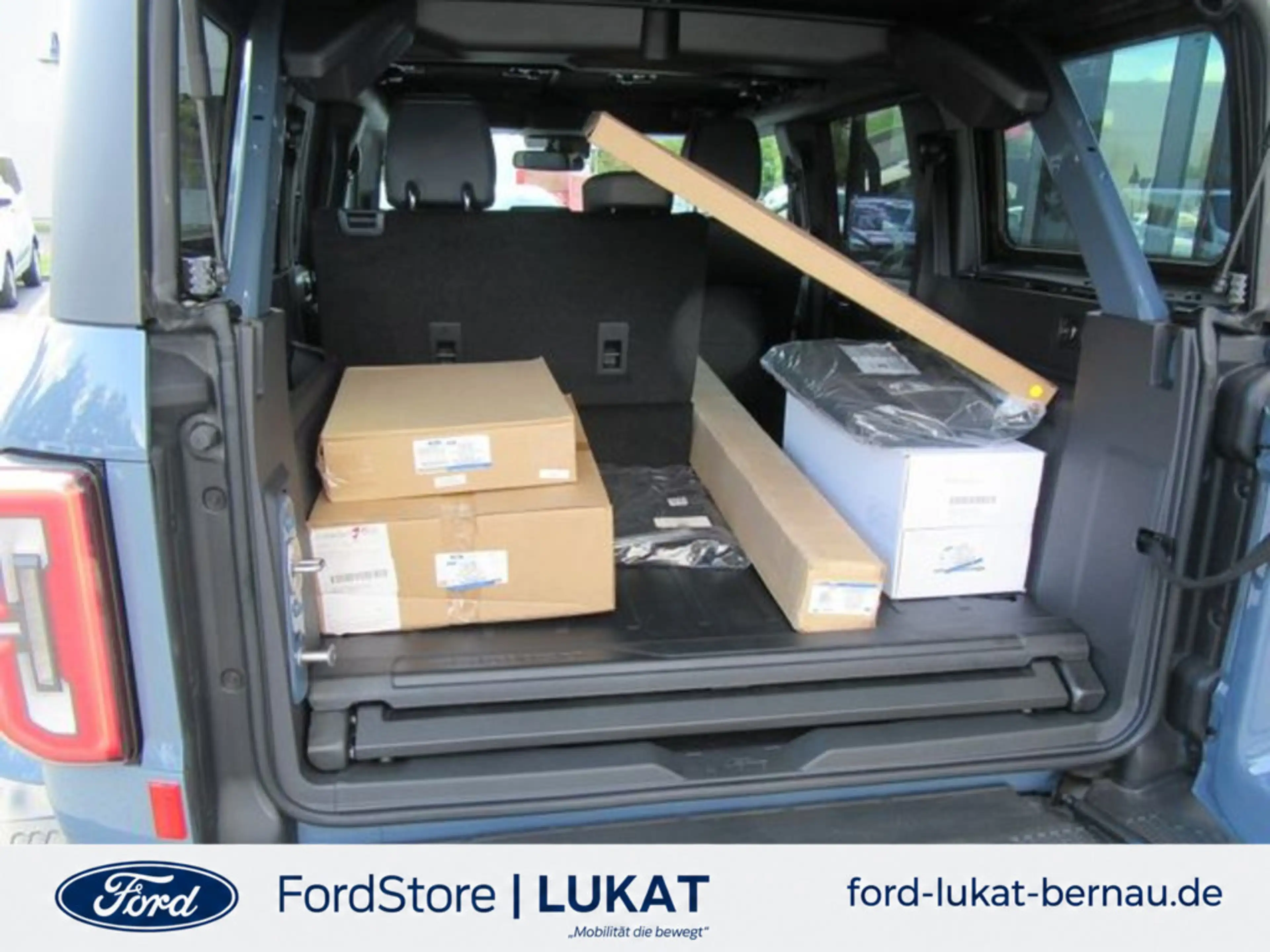 Ford Bronco 2.7 EcoBoost V6 Outer Banks — photo 4