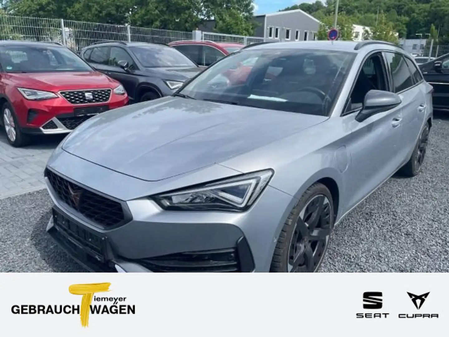 SEAT Leon Sportstourer 1.4 eHybrid VZ KAMERA LM19 AHK Argent - 1