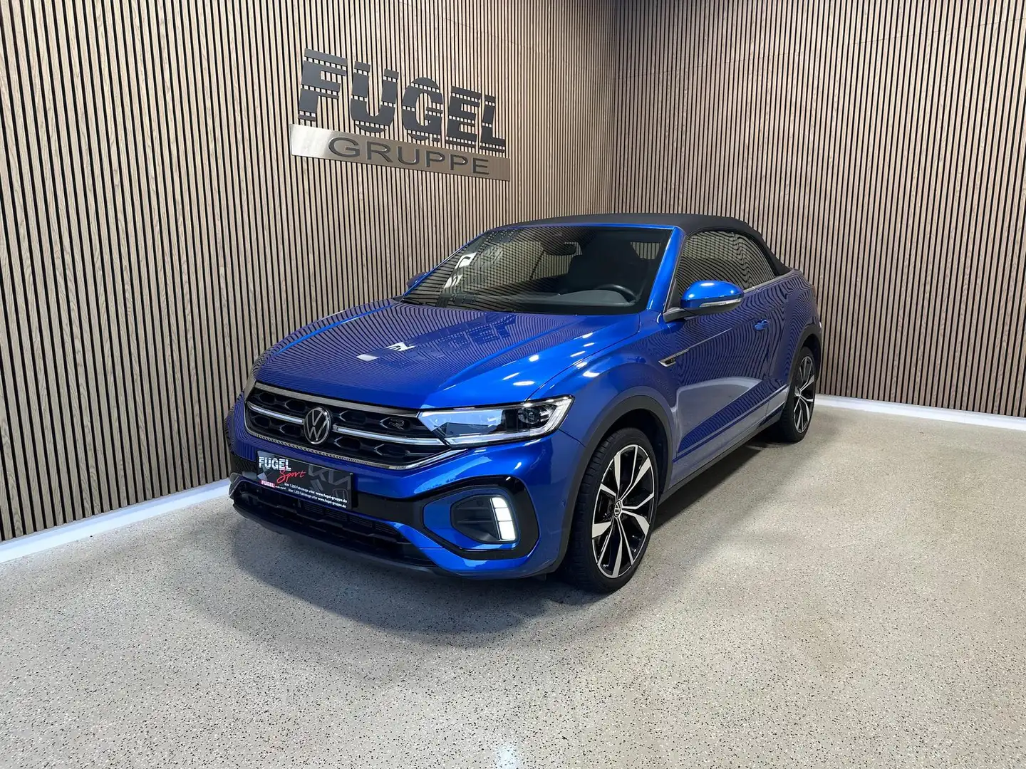Volkswagen T-Roc 1.5 TSI R-Line virt.Cock.|Matrix|Navi|Sound|AHK Blau - 2