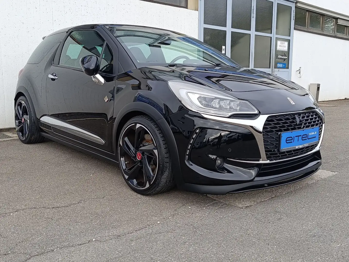 DS Automobiles DS 3 Performance Navi LED Kamera Alcantara DAB Schwarz - 2
