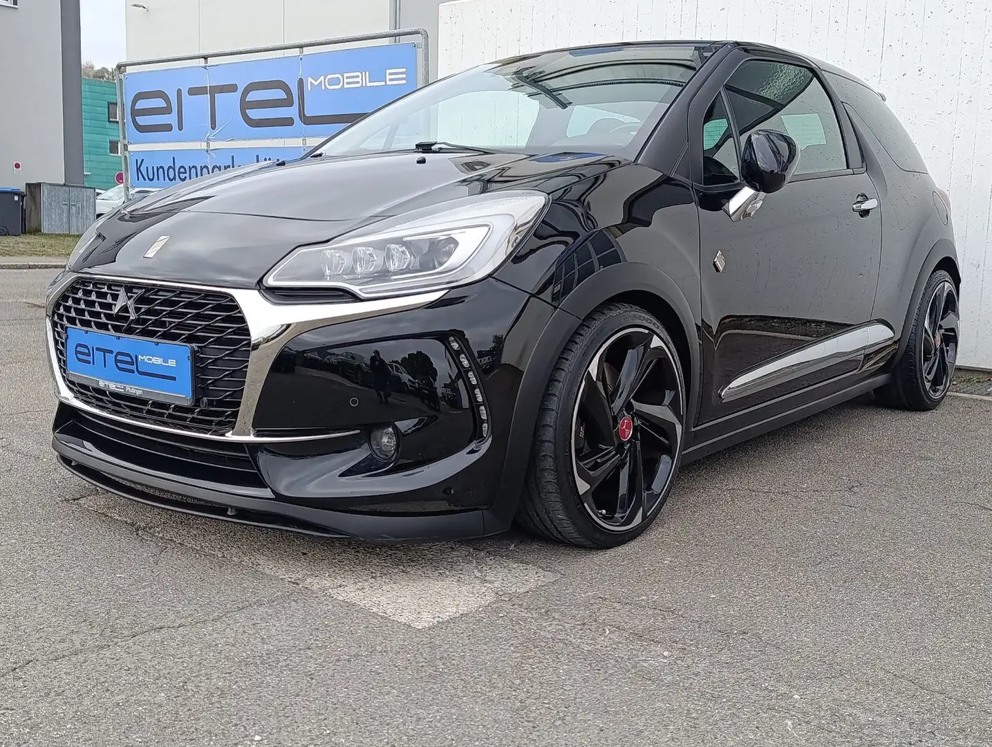 DS Automobiles DS 3 Performance Navi LED Kamera Alcantara DAB Schwarz - 1