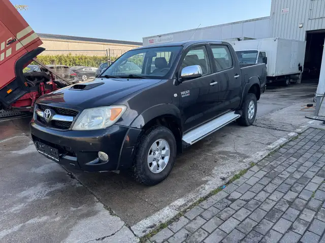 Toyota Hilux 3.0 Turbo D-4D 4WD SR