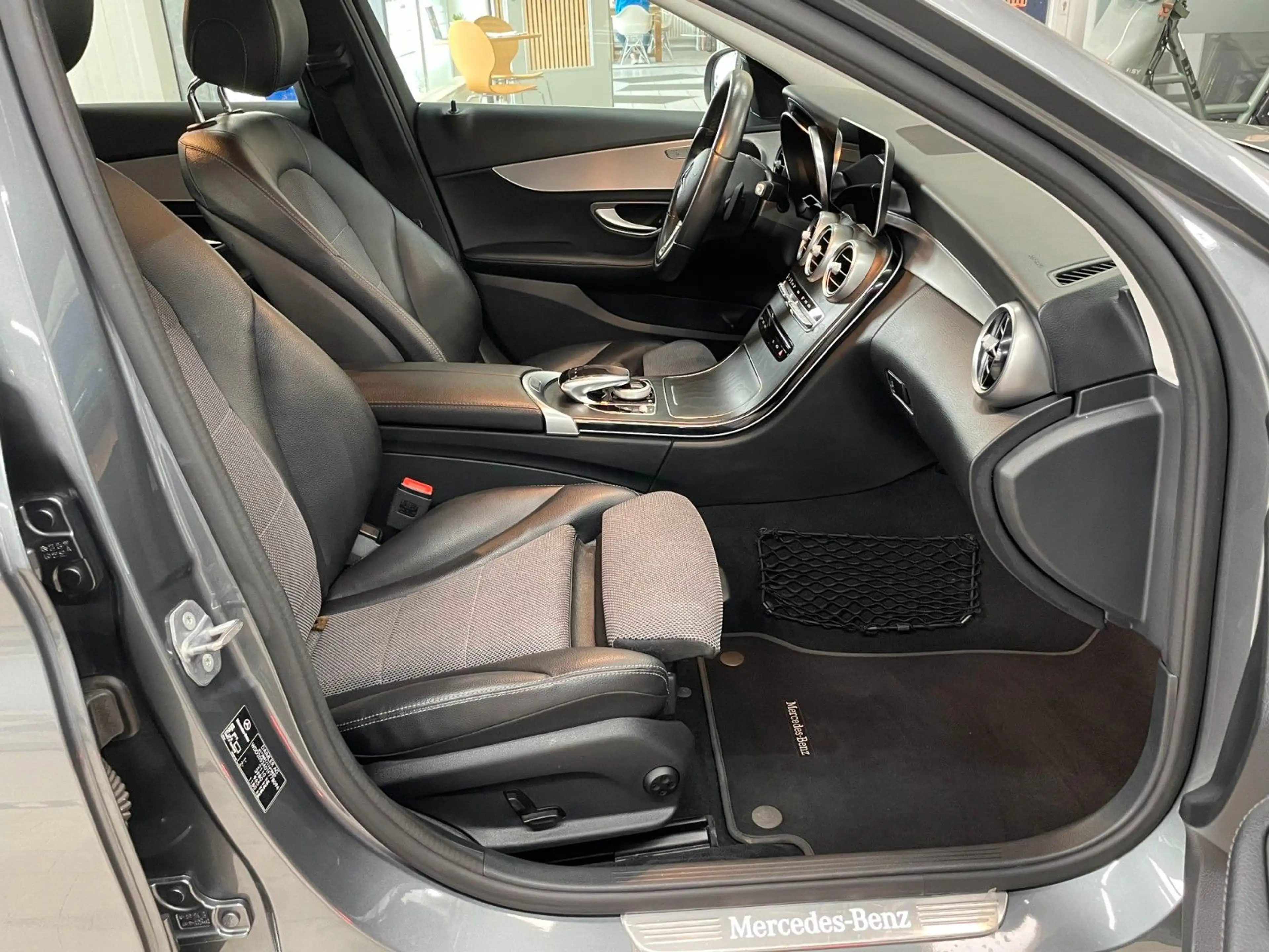 Mercedes-Benz C 180 T 9G/AMBI/KLIMA/LED/SHZ/NAVI/KAMERA/AHK — photo 10