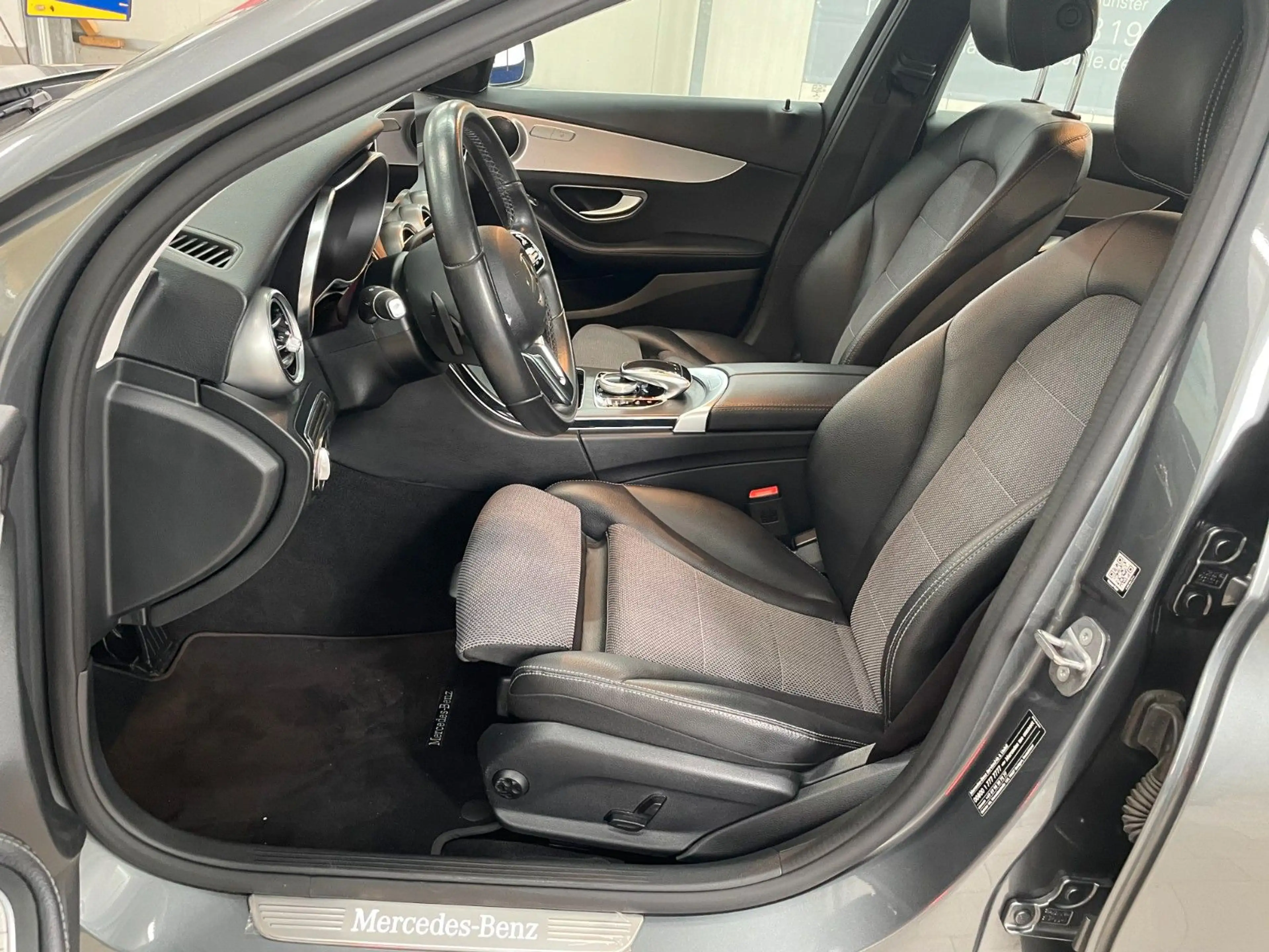 Mercedes-Benz C 180 T 9G/AMBI/KLIMA/LED/SHZ/NAVI/KAMERA/AHK — photo 6
