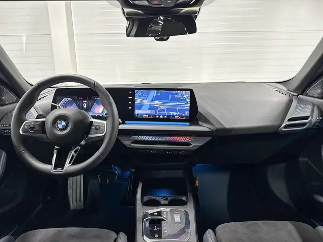 BMW 2 Series view 12