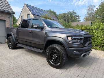 TRX 6.2 V8 supercharged
