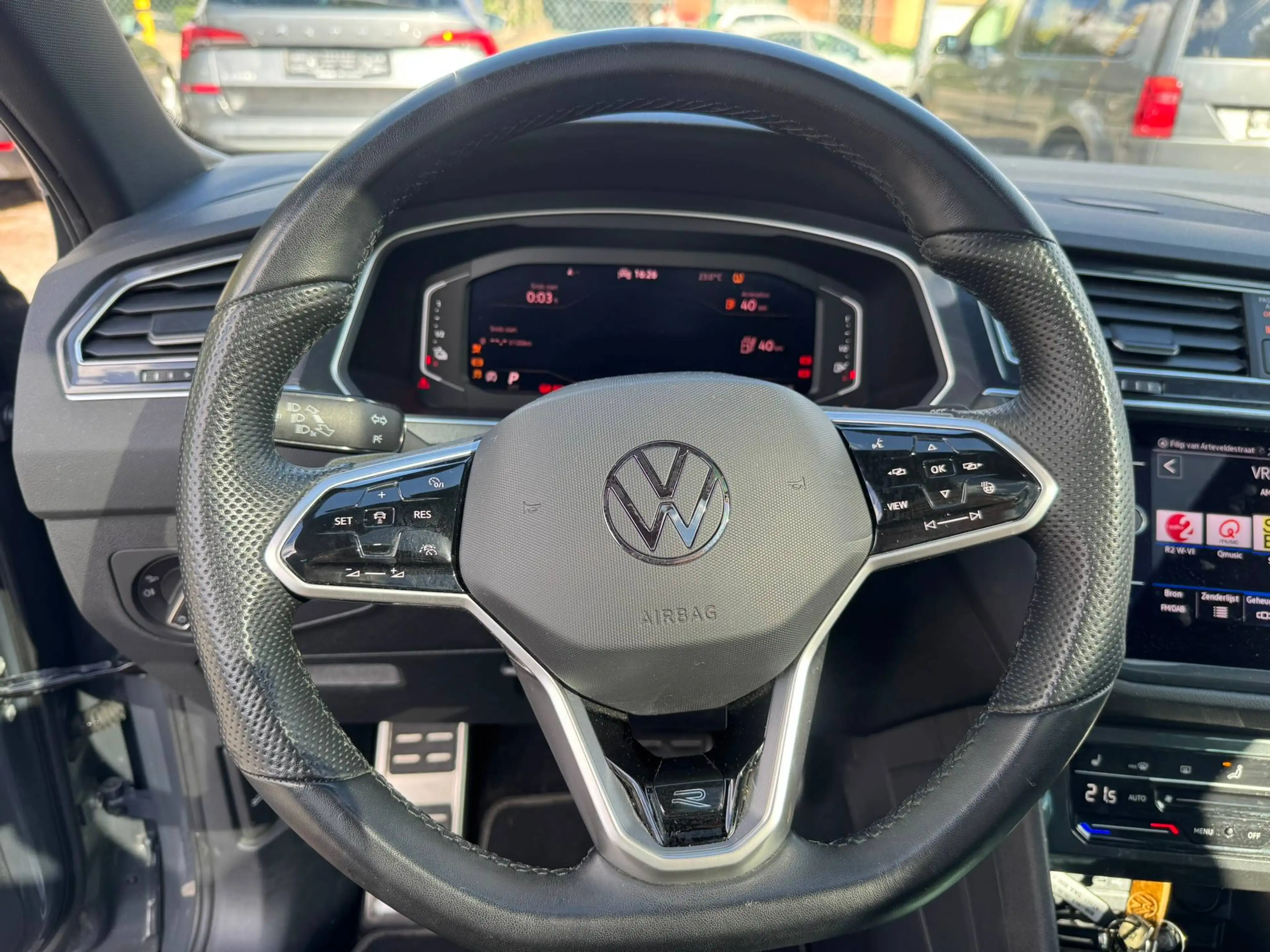 Volkswagen Tiguan Tiguan eHybrid 1.4 R-Line Business Premium OPF DSG (180 kW) — photo 13