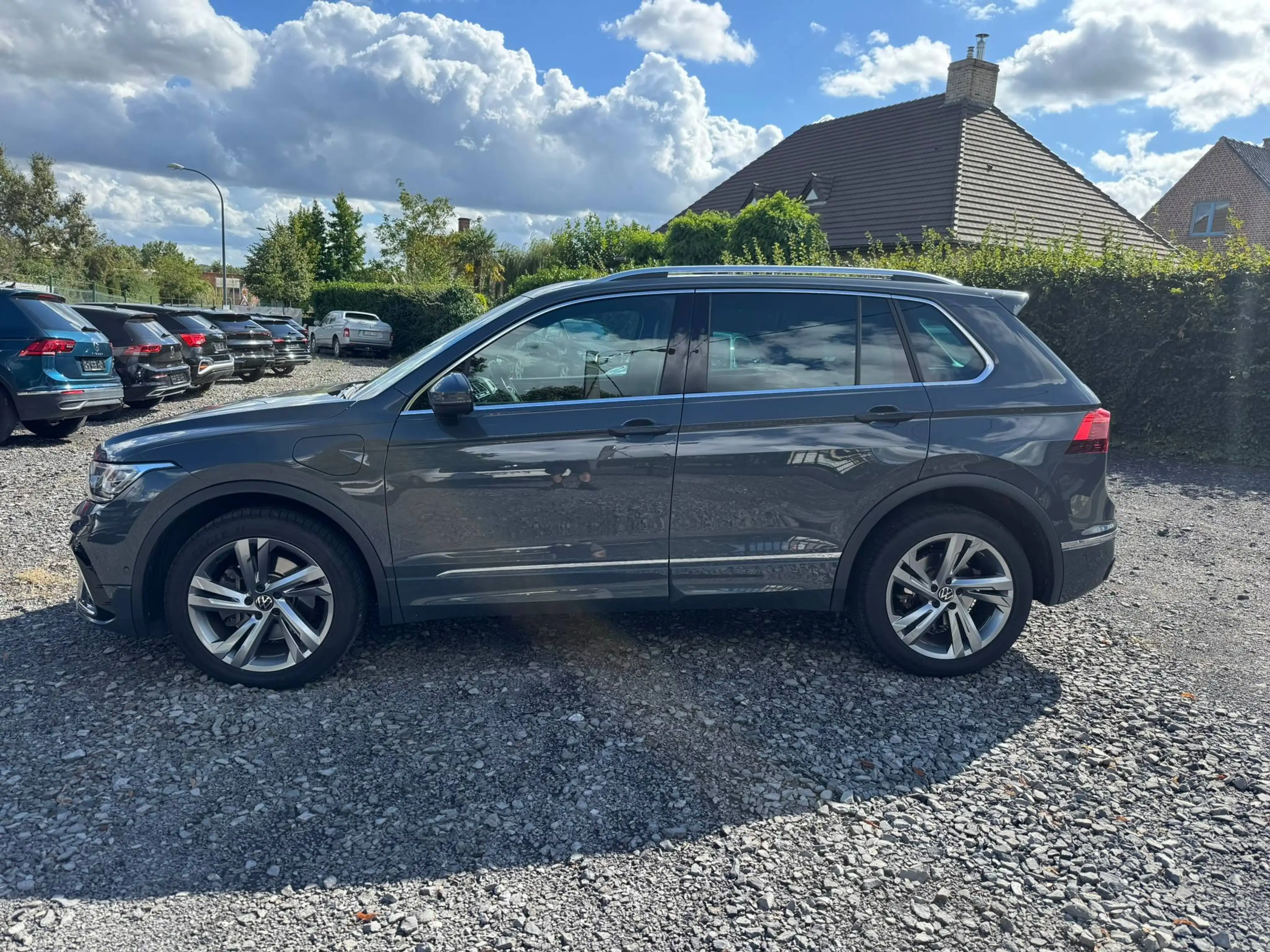 Volkswagen Tiguan Tiguan eHybrid 1.4 R-Line Business Premium OPF DSG (180 kW) — photo 2