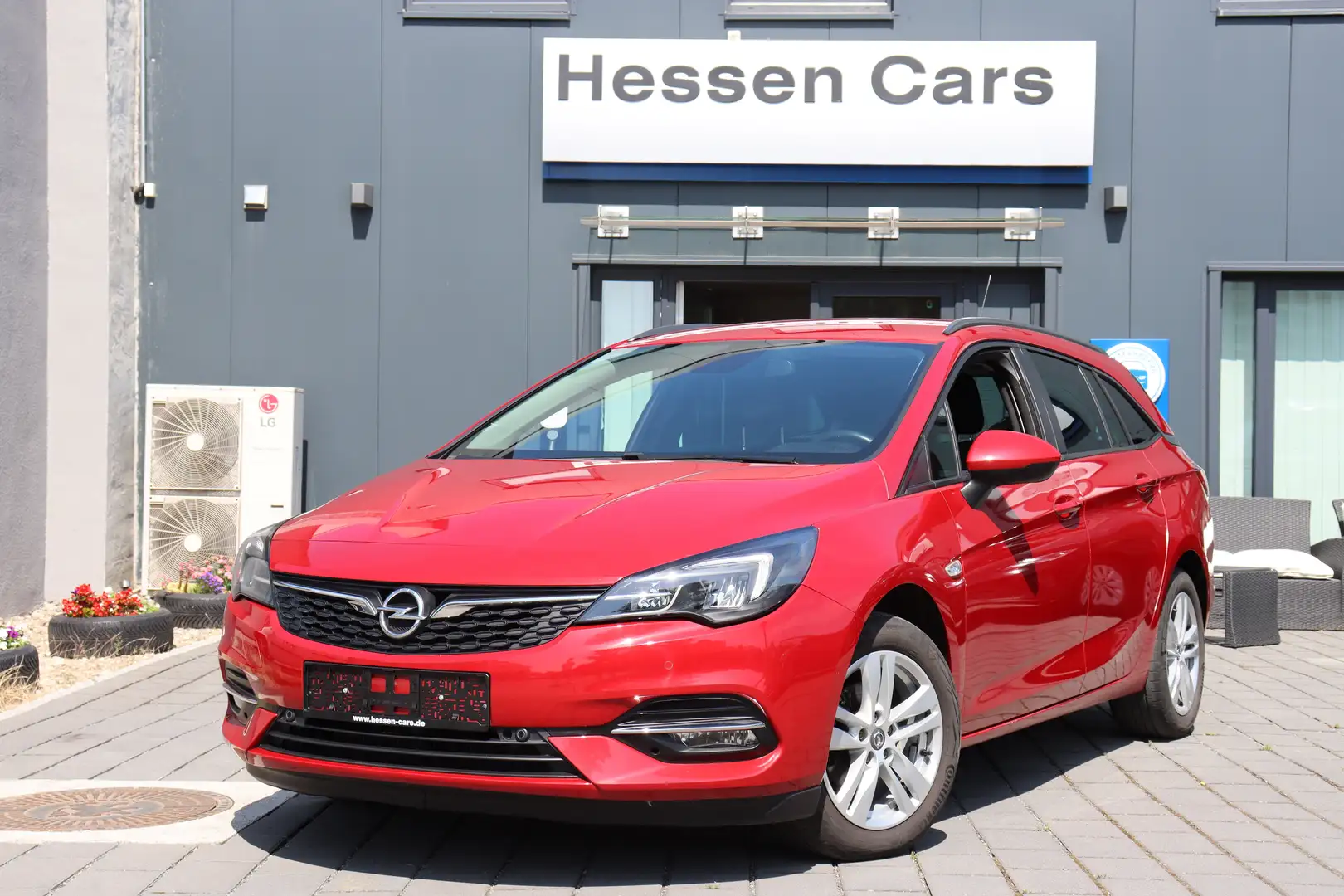 Opel Astra 1.2 T Tourer Business Edition Kamera*Alu*SHZ*PDC Rood - 1