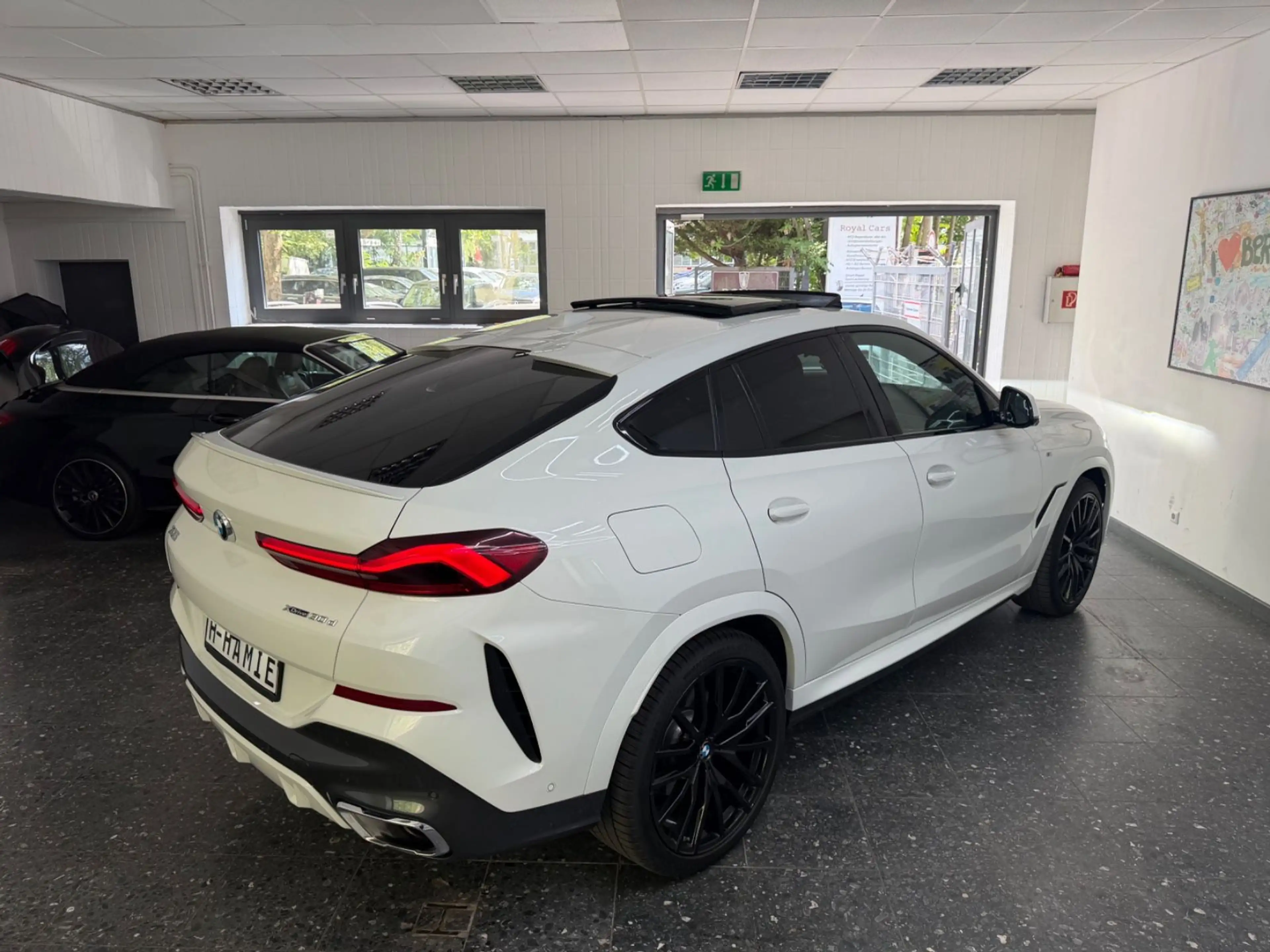 BMW X6 30d M-SPORT PANO HUD H&K 360° ICONIC CARBON — photo 6