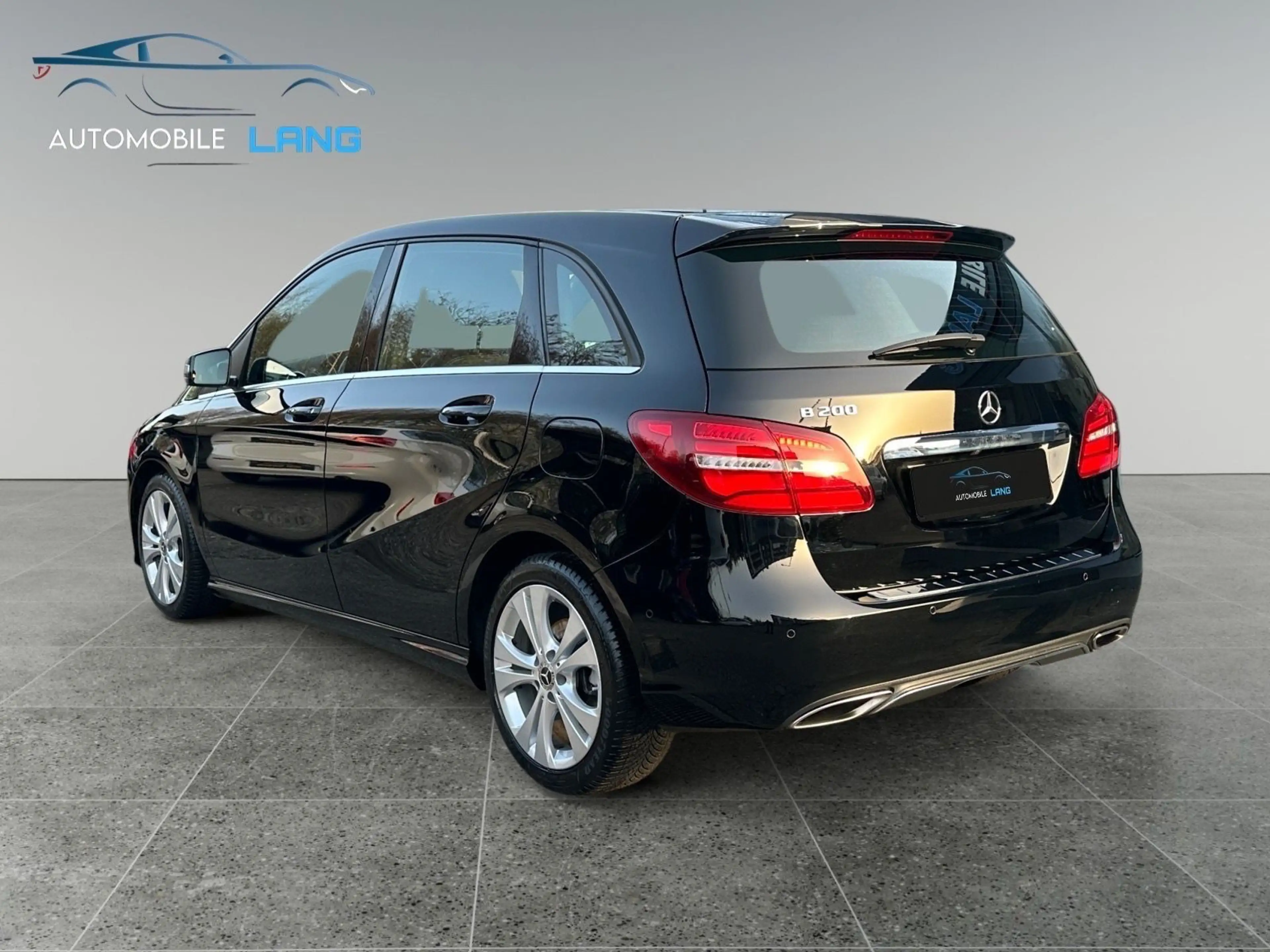 Mercedes-Benz B 200 Peak Edition /Automatik/ Kamera/LED/Scheckh.gepf — photo 2