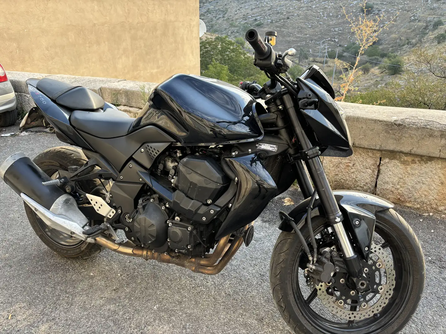 Kawasaki Z 750 kawasaki z750 black - 2