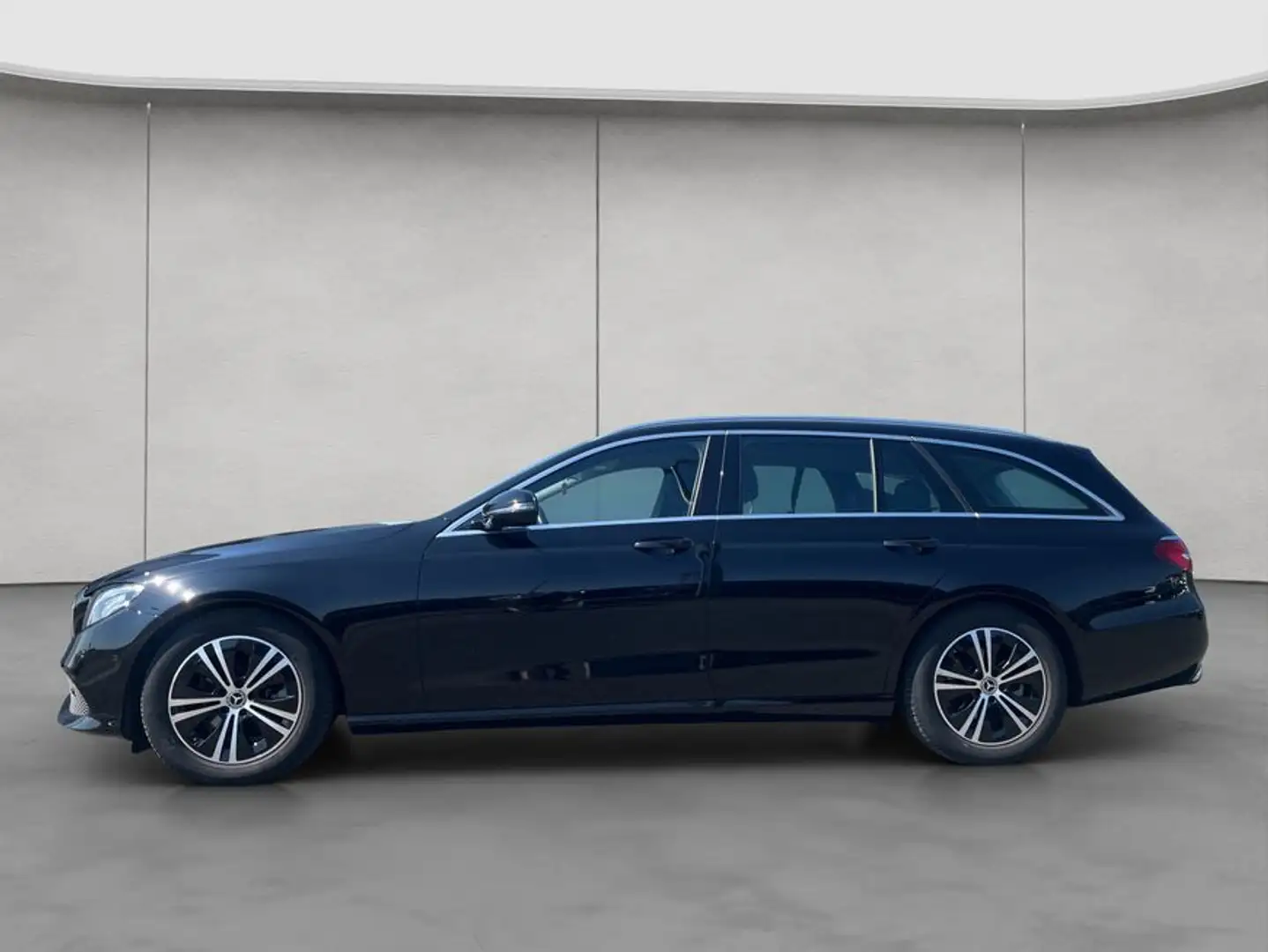 Mercedes-Benz E 220 E-Klasse Nero - 2