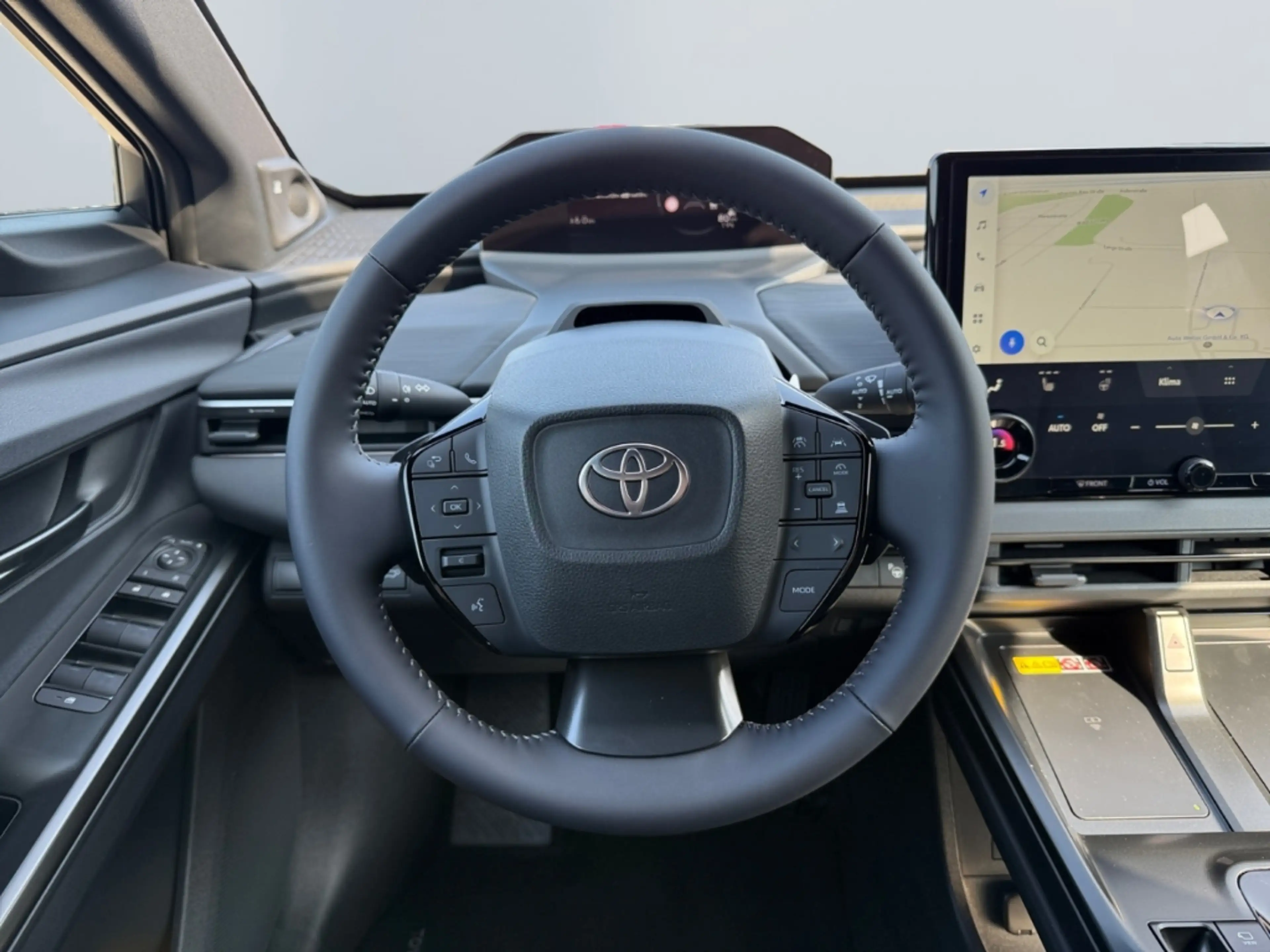 Toyota C-HR+ BEV 252kW ECV 4x4 5-tuerig - SUV LOUNGE p — photo 11