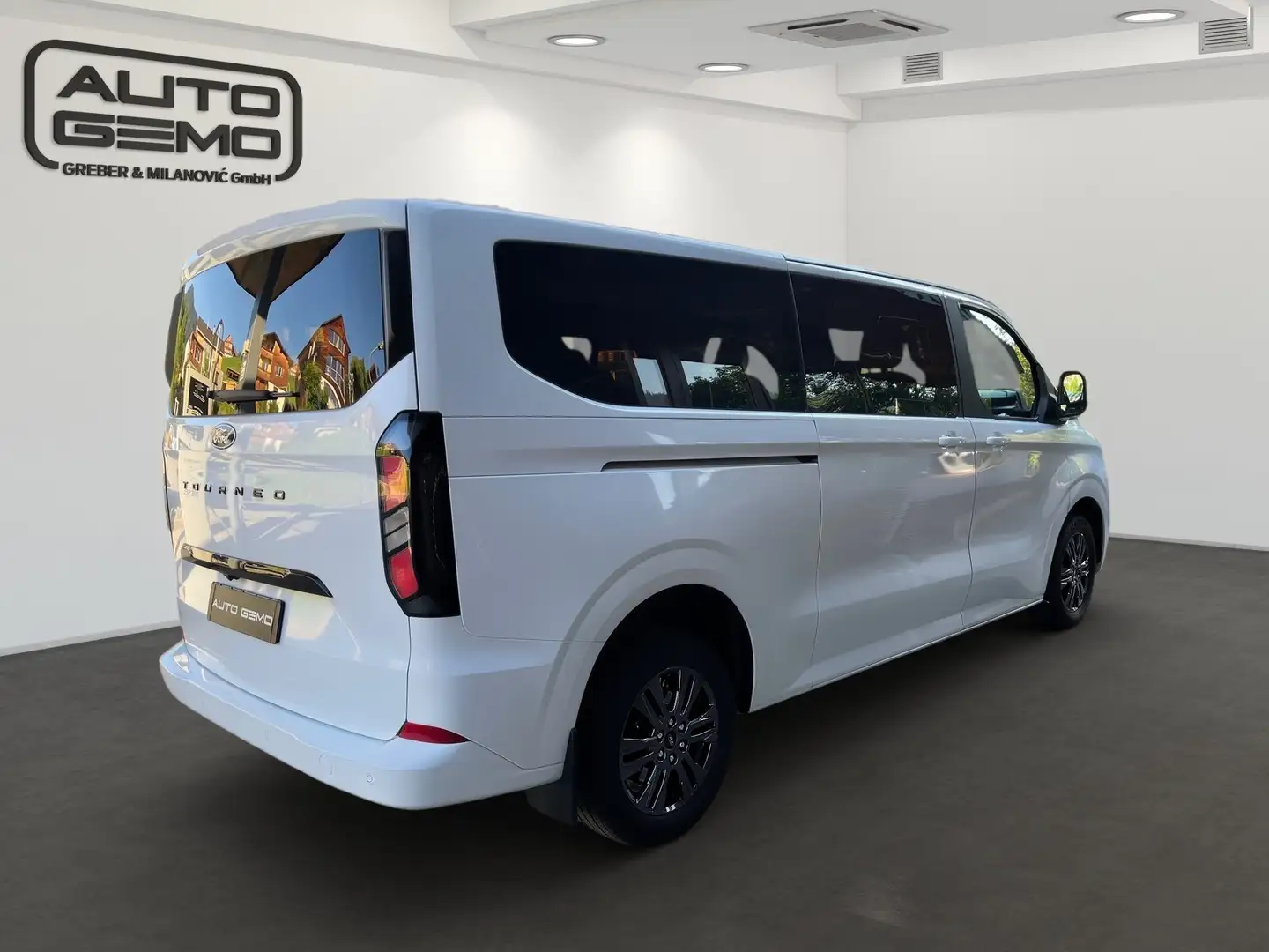 Ford Tourneo Custom 320 L2 Tourneo Titanium FWD Weiß - 2