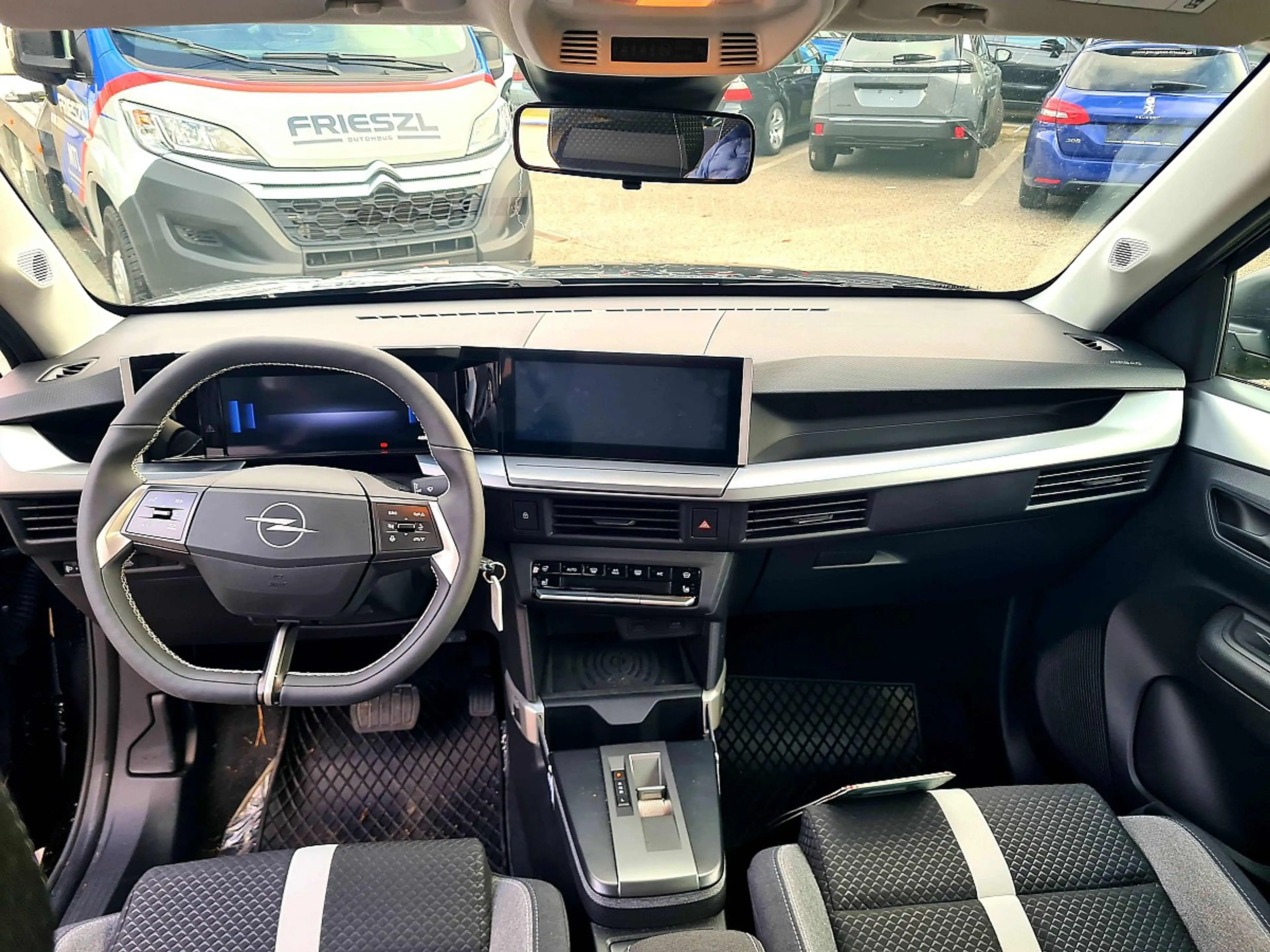 Opel Frontera 1.2 DI MHEV Edition Aut. Tech-Paket — photo 8