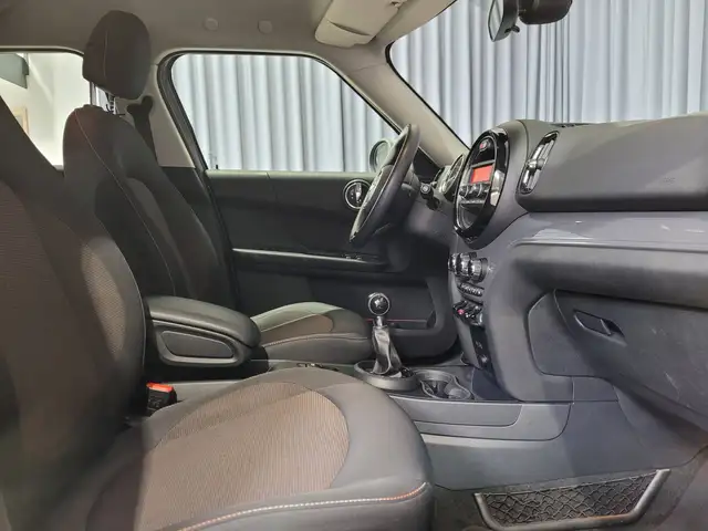 Mini Countryman view 10