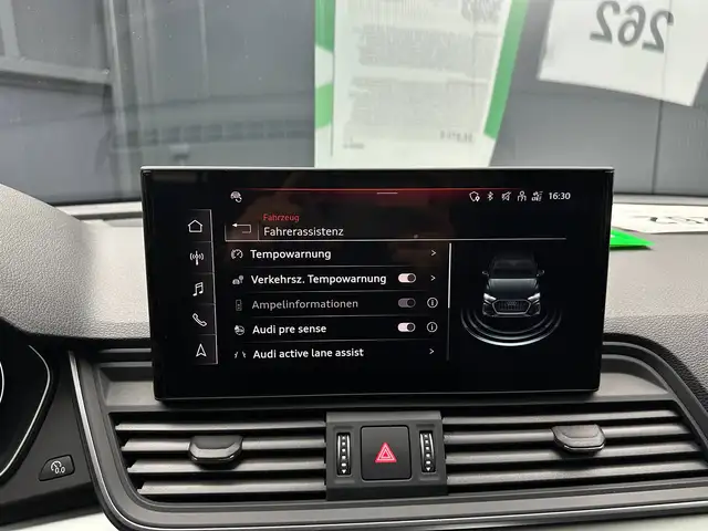 Audi Q5 view 21