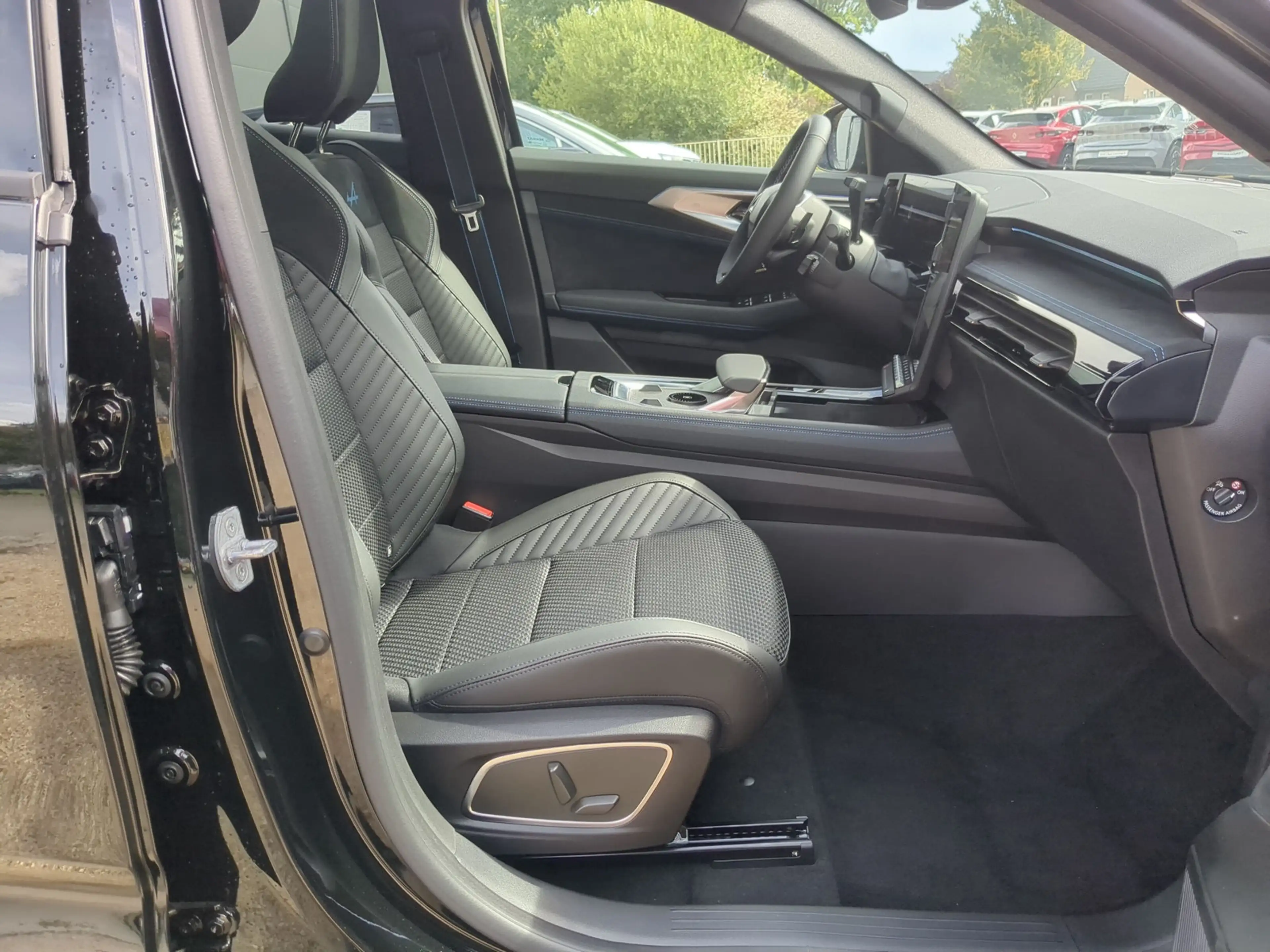 Renault Austral E-TECH 200 Full Hybrid Esprit Alpine Harman-Kardon — photo 9