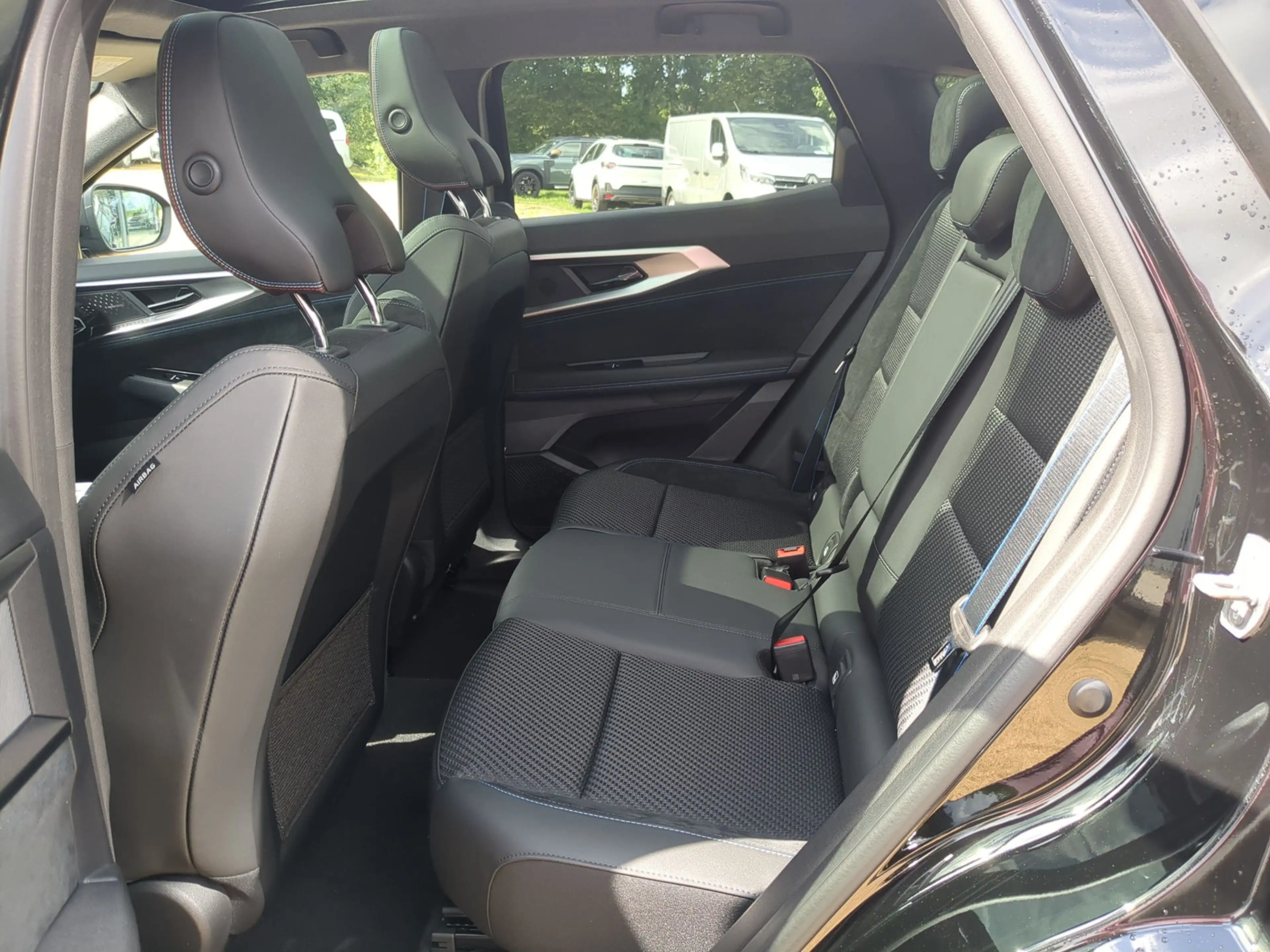 Renault Austral E-TECH 200 Full Hybrid Esprit Alpine Harman-Kardon — photo 10