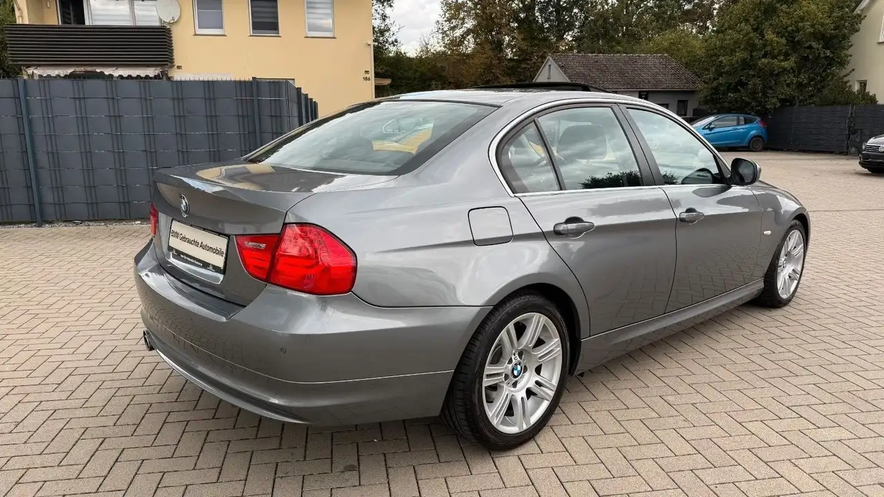 BMW 325i 218CH
