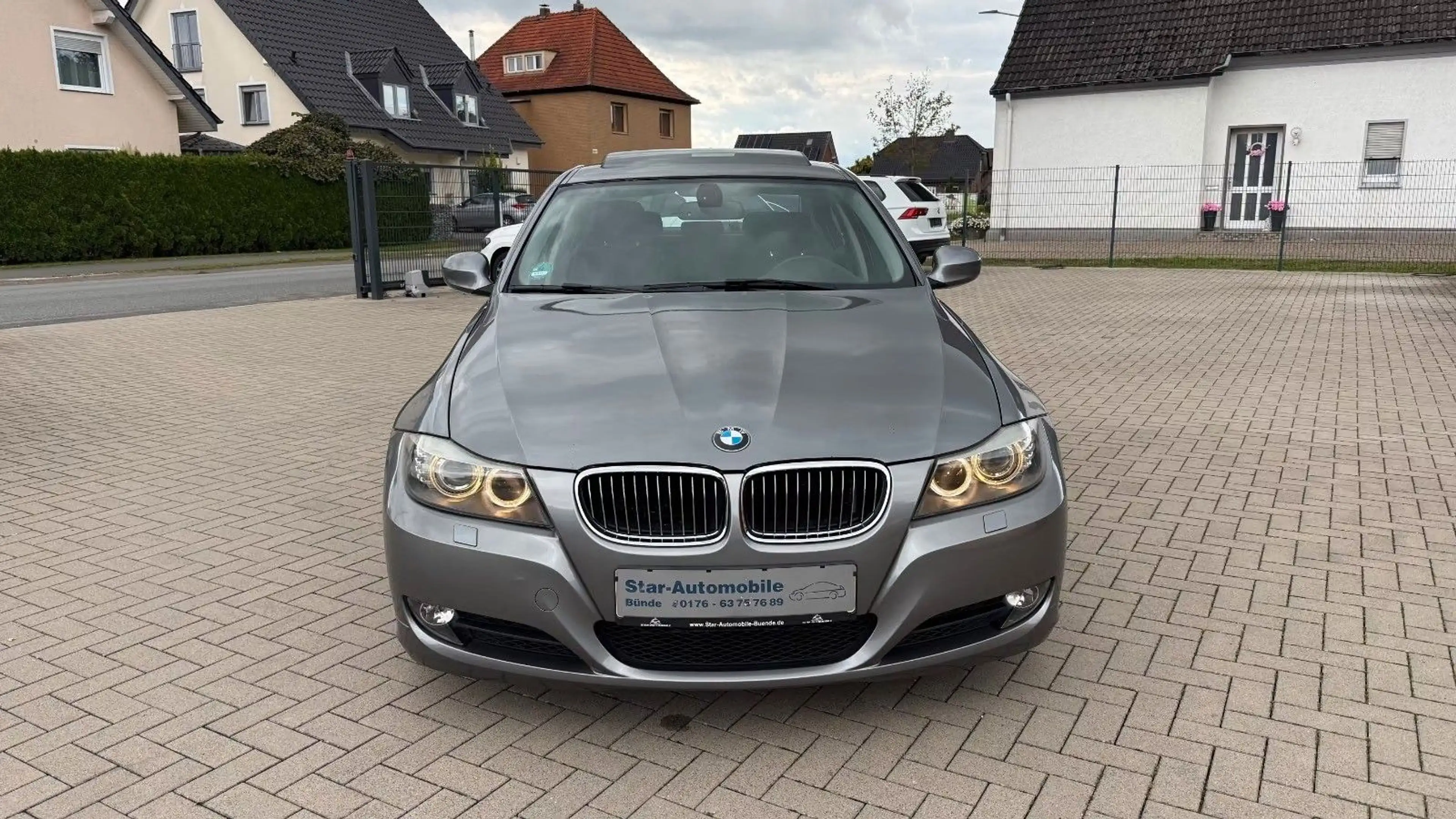 BMW 325 i Limo LCI-BiXenon-Automatik-Schiebedach-LM — photo 5