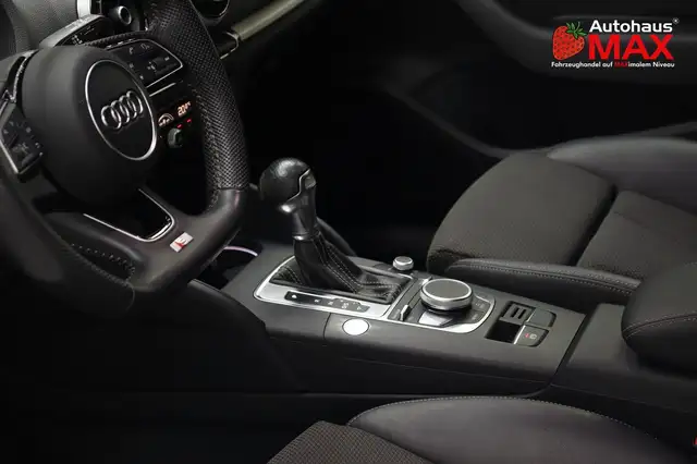 Audi E-Tron view 13