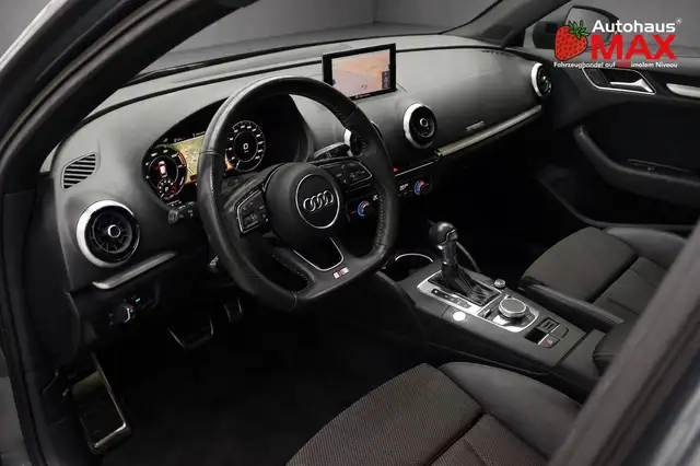 Audi E-Tron view 12