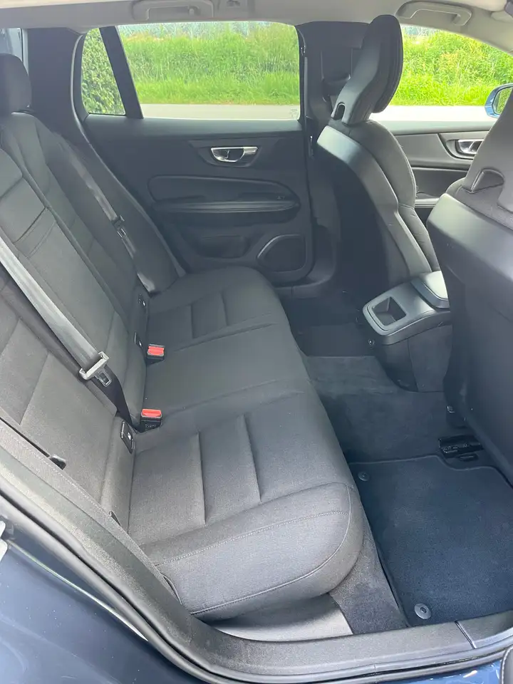 Volvo V60 2.0 B3 MHEV Geartronic/1eignr/93400km/Carplay/Led/Camera/Navi/Cruise/Clima..., миниатюра 10