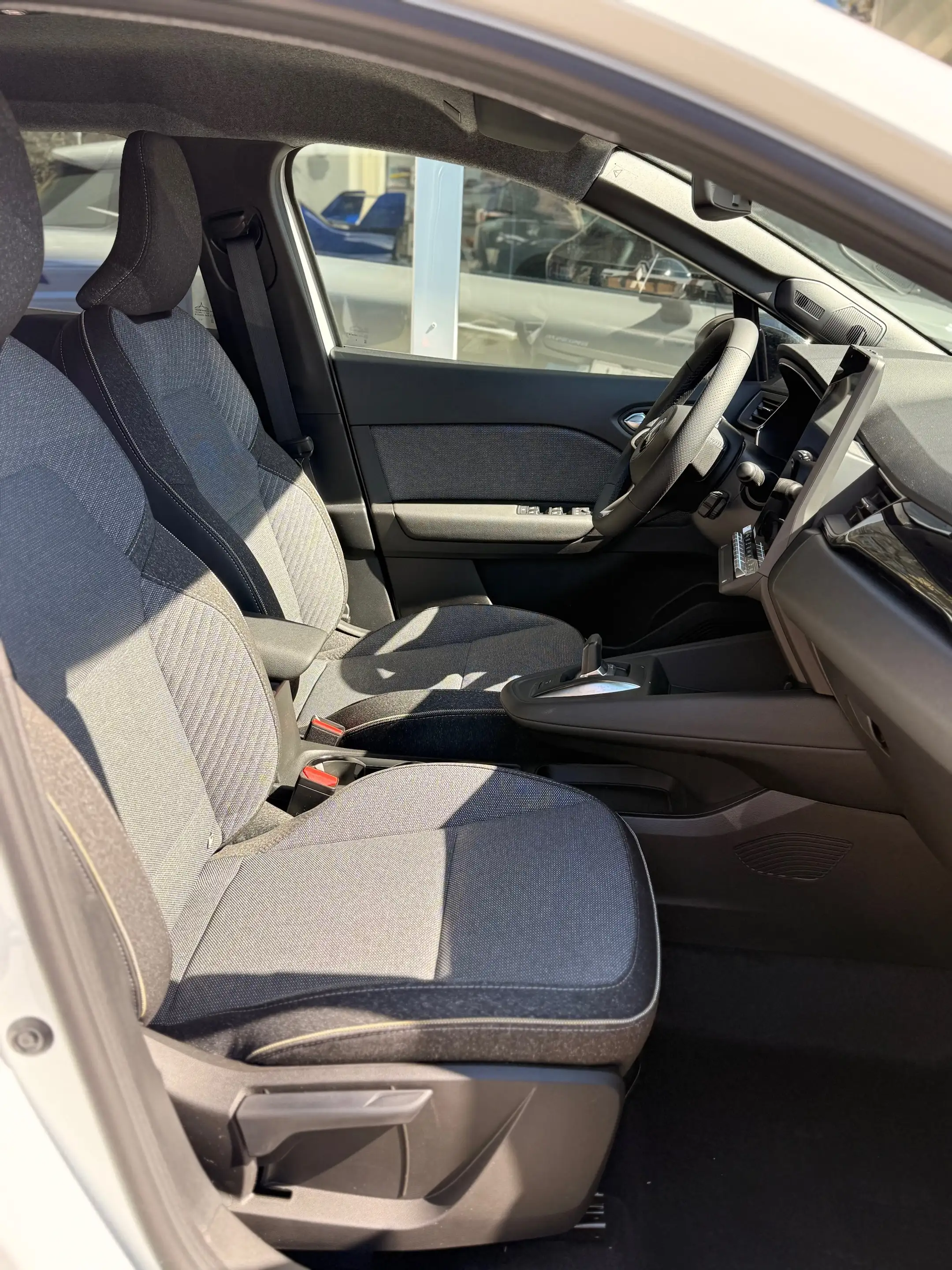 Mitsubishi Grandis Grandis 1.8 HEV Intro | 360° | ACC | MI-Pilot | — photo 11