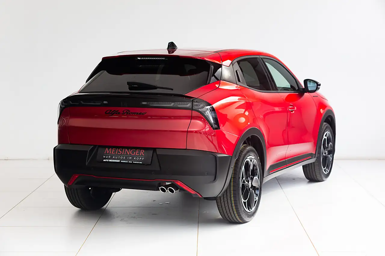 Alfa Romeo Junior 2025