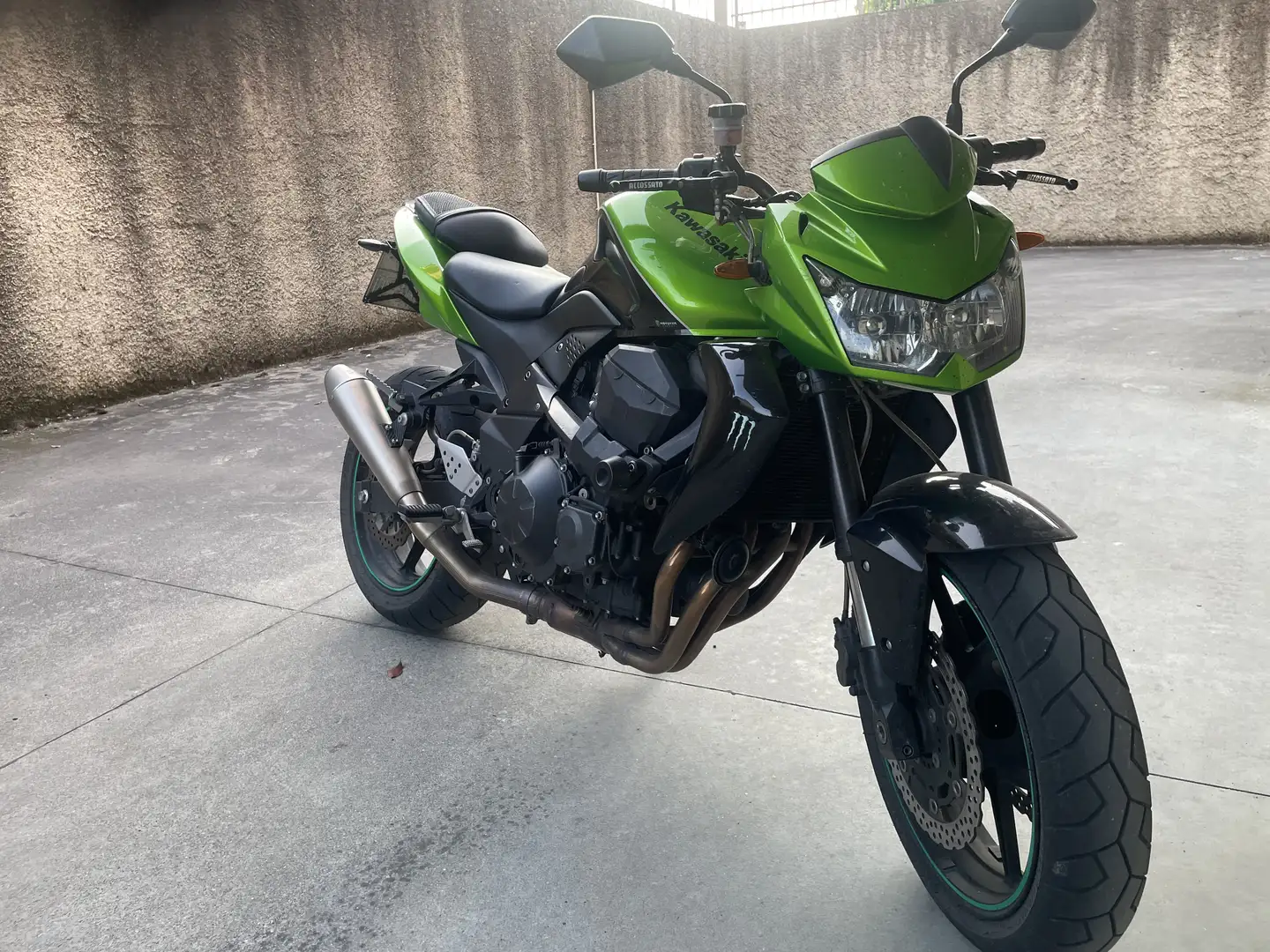 Kawasaki Z 750 z750 Noir - 1