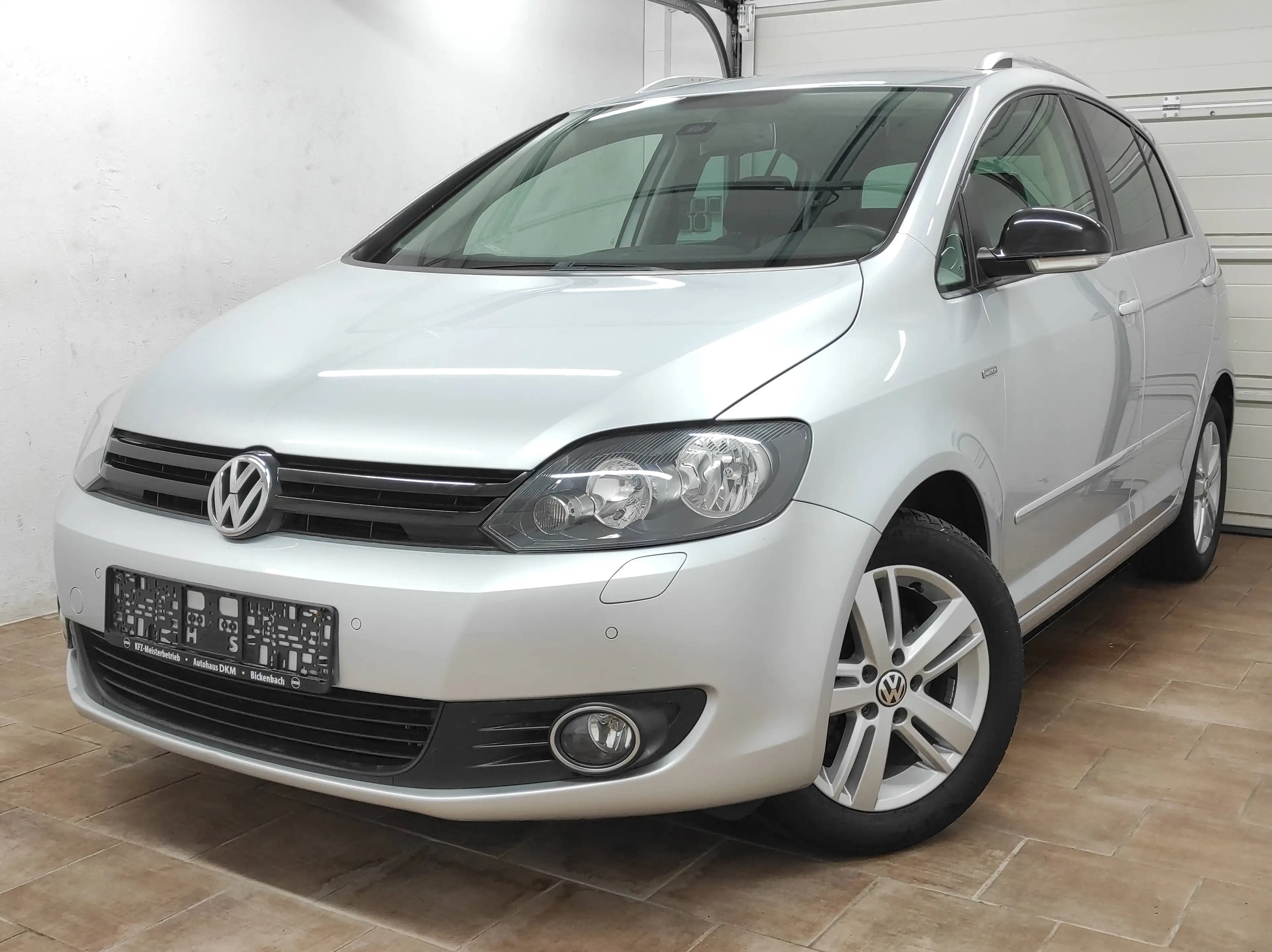 Volkswagen Golf Plus 1.4 TSI DSG NAVI KLIMAA TEMP BC SHZ AHK PDCv+h EURO-5 Match