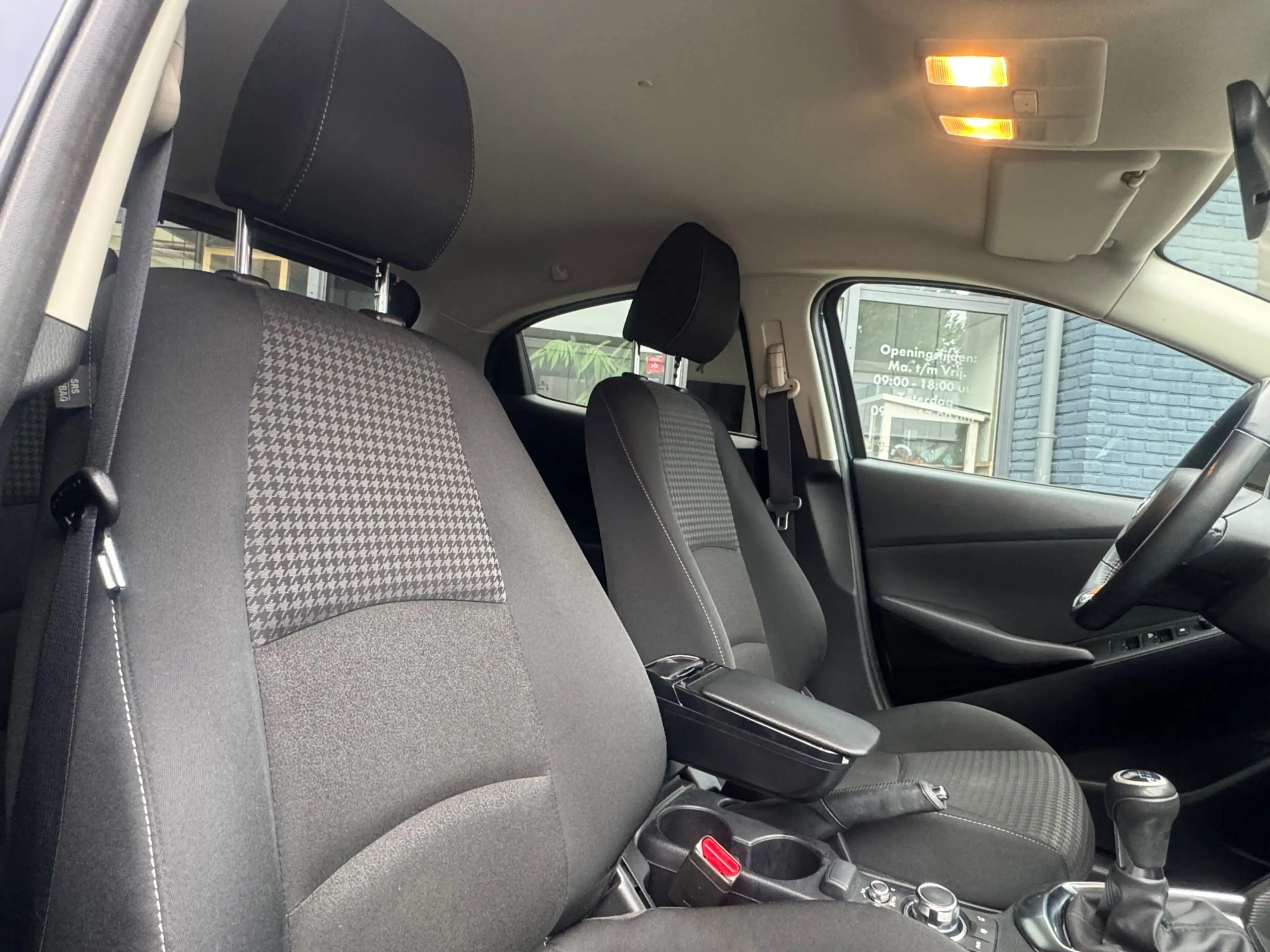 Mazda 2 1.5 Skyactiv-G Sport Selected | Airco | Navi | Cam — photo 10