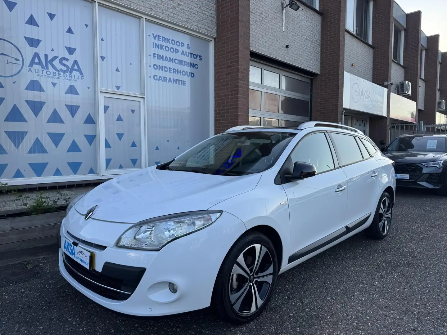 Renault Megane Estate 1.4 TCe Bose Schuifdak Cruise Navi Sportvel Noir - 1
